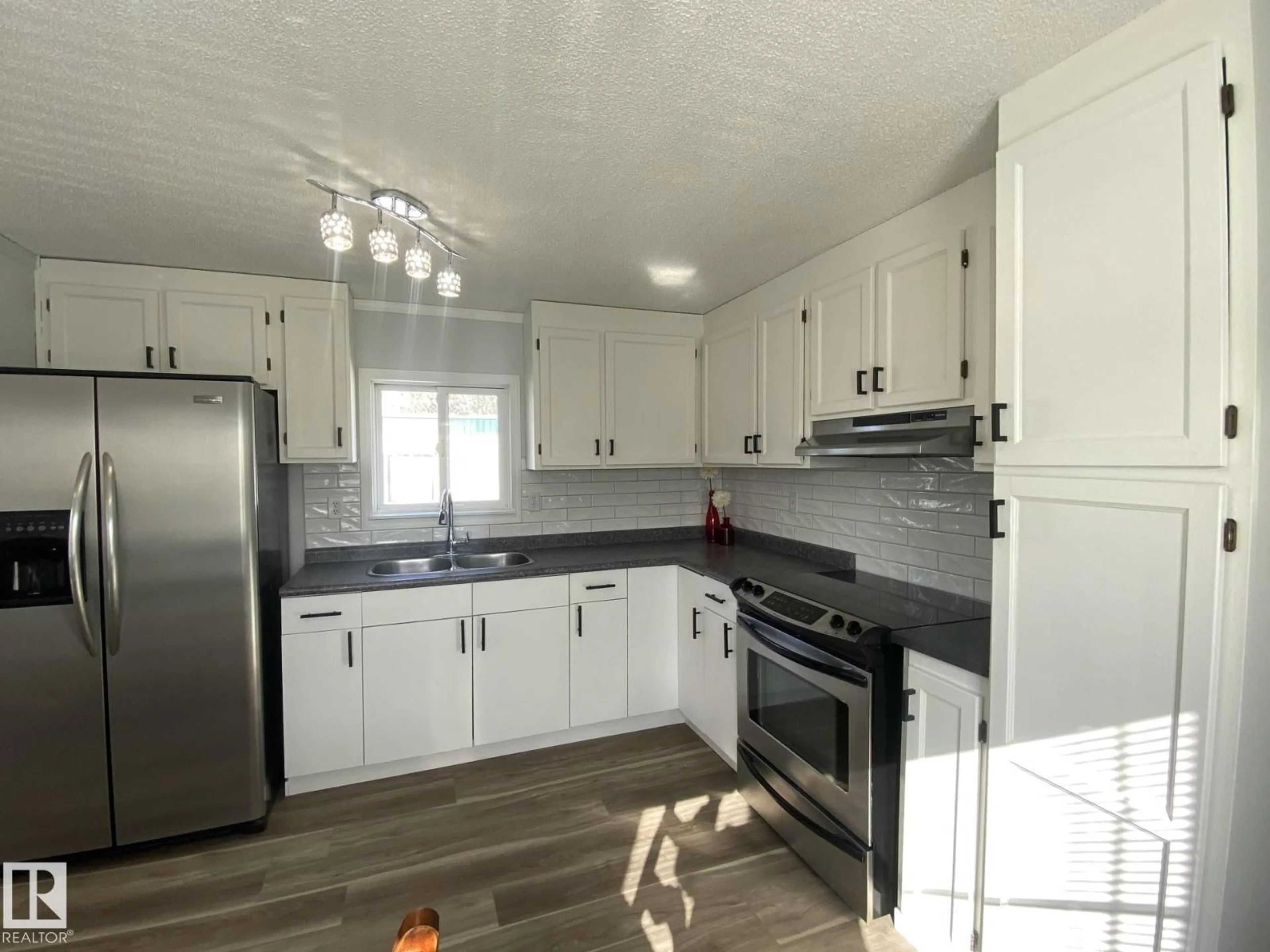 Unknown for 56 WESTVIEW BOULEVARD, Edmonton Alberta T5S1T5