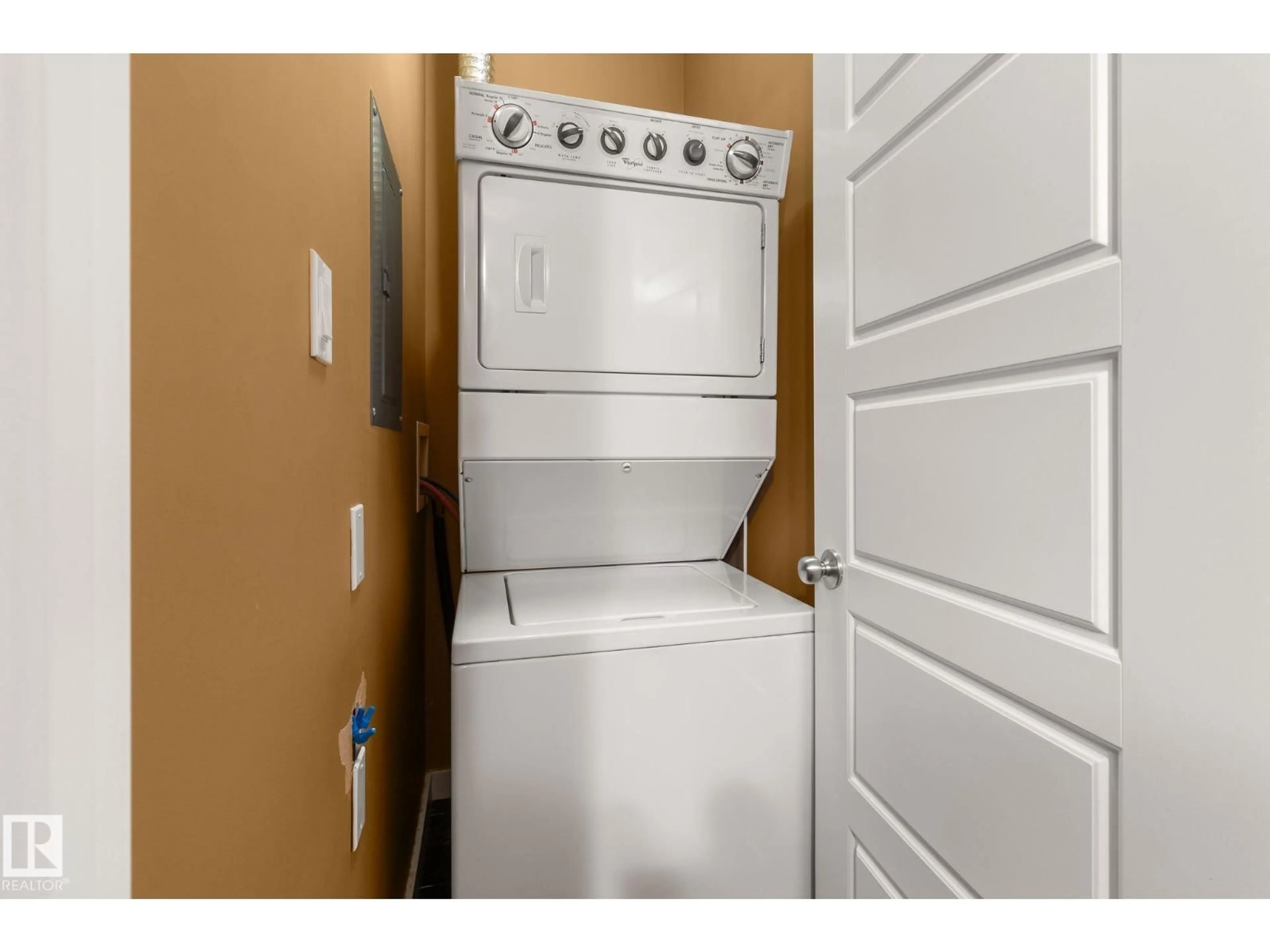 Laundry room for 10518 - 514 113 ST NW, Edmonton Alberta T5H3H5