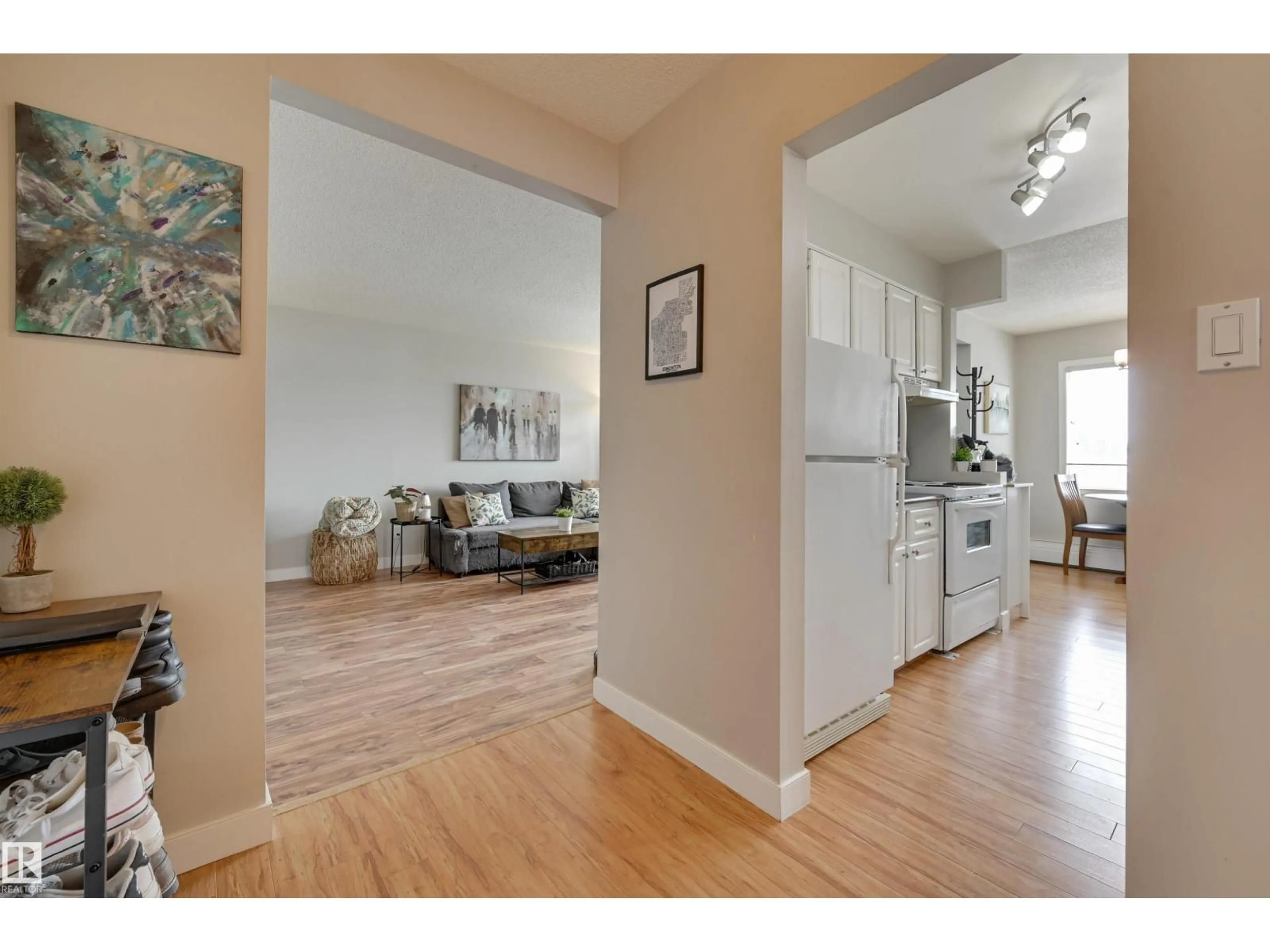 Unknown for #304 - 11435 41 AV, Edmonton Alberta T6J0T9