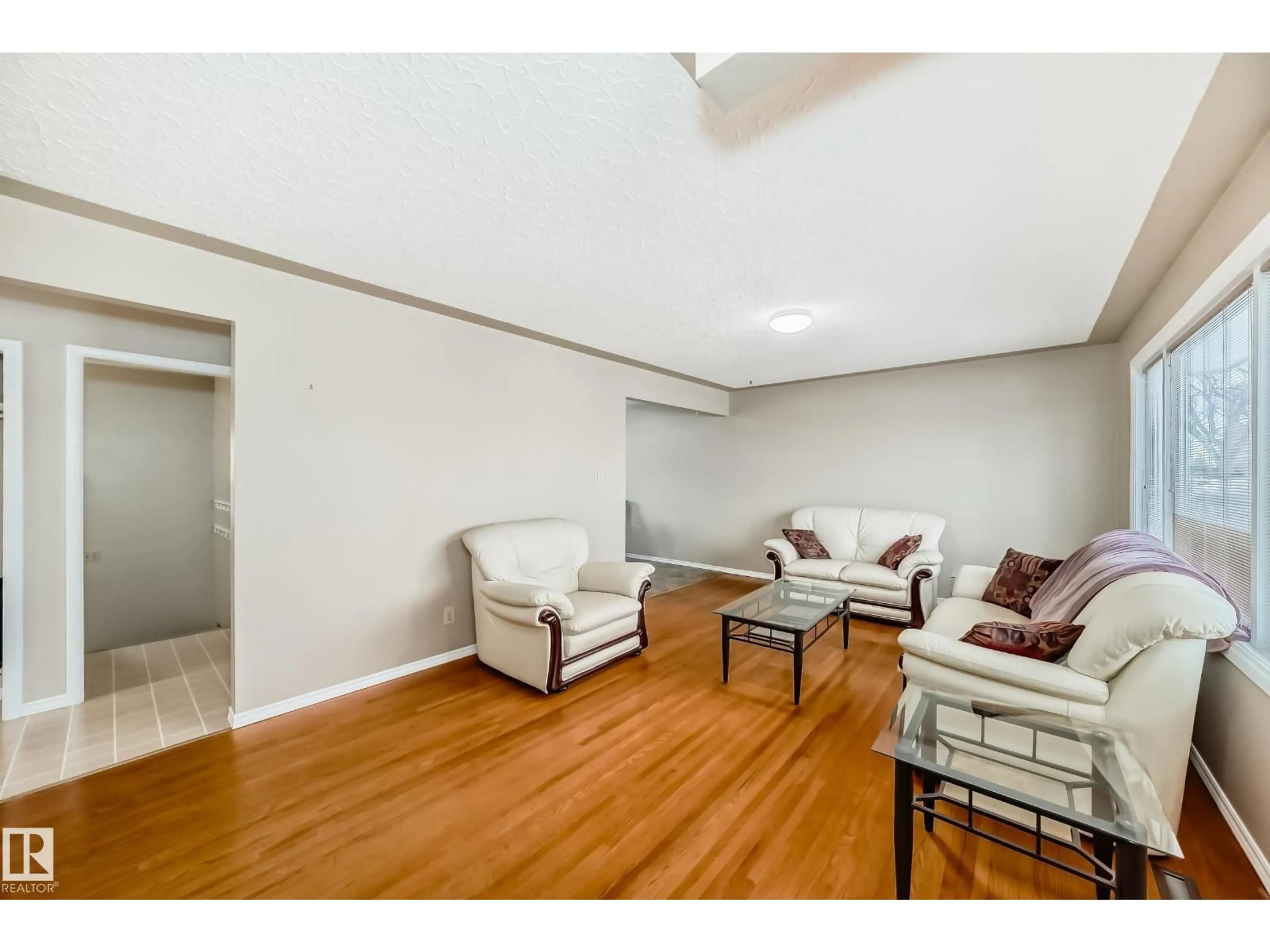 A pic of a room for 3629 117 AV, Edmonton Alberta T5W0X9