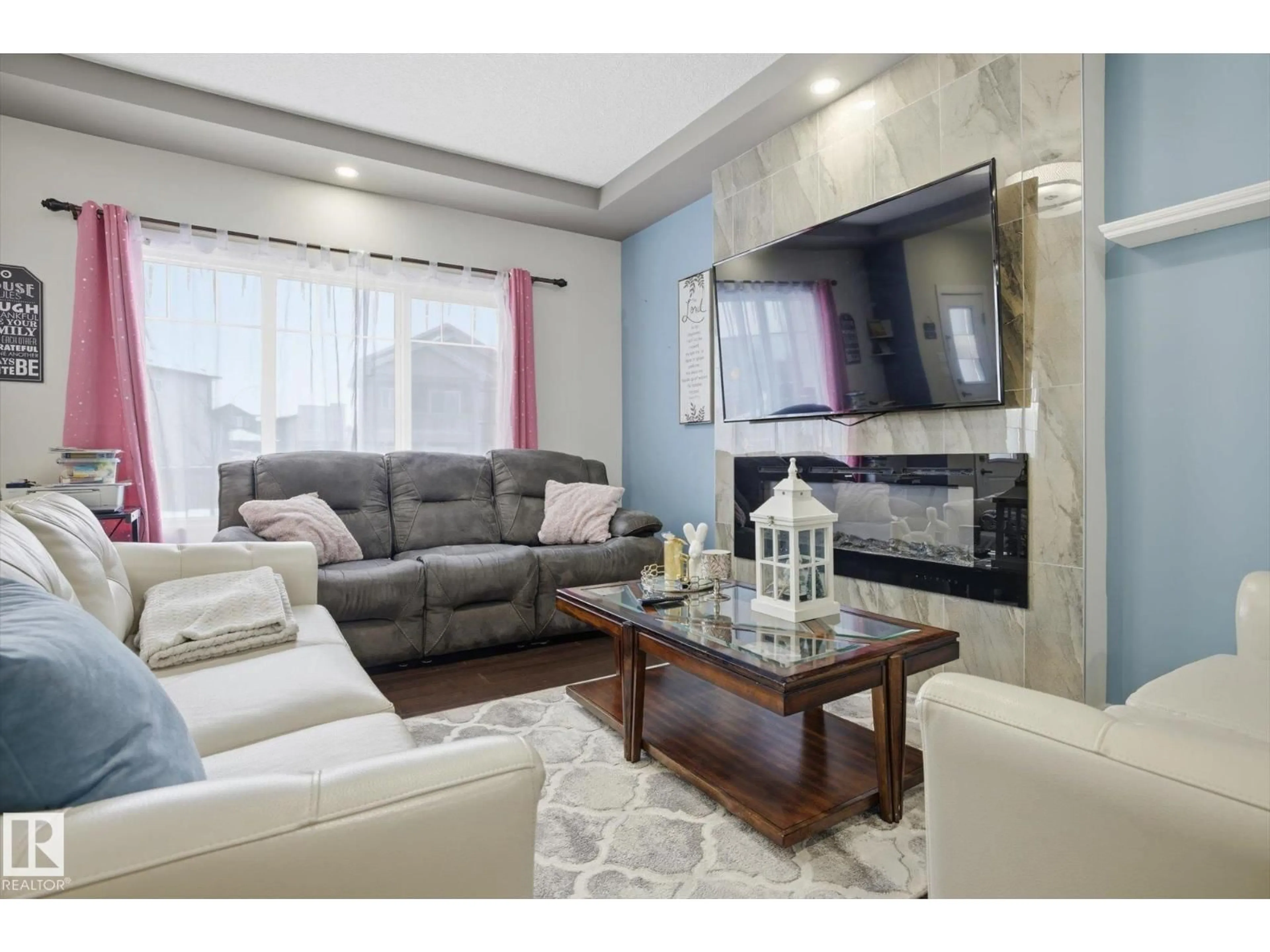 Living room with furniture, unknown for 1005 MCCONACHIE BV, Edmonton Alberta T5Y3N3