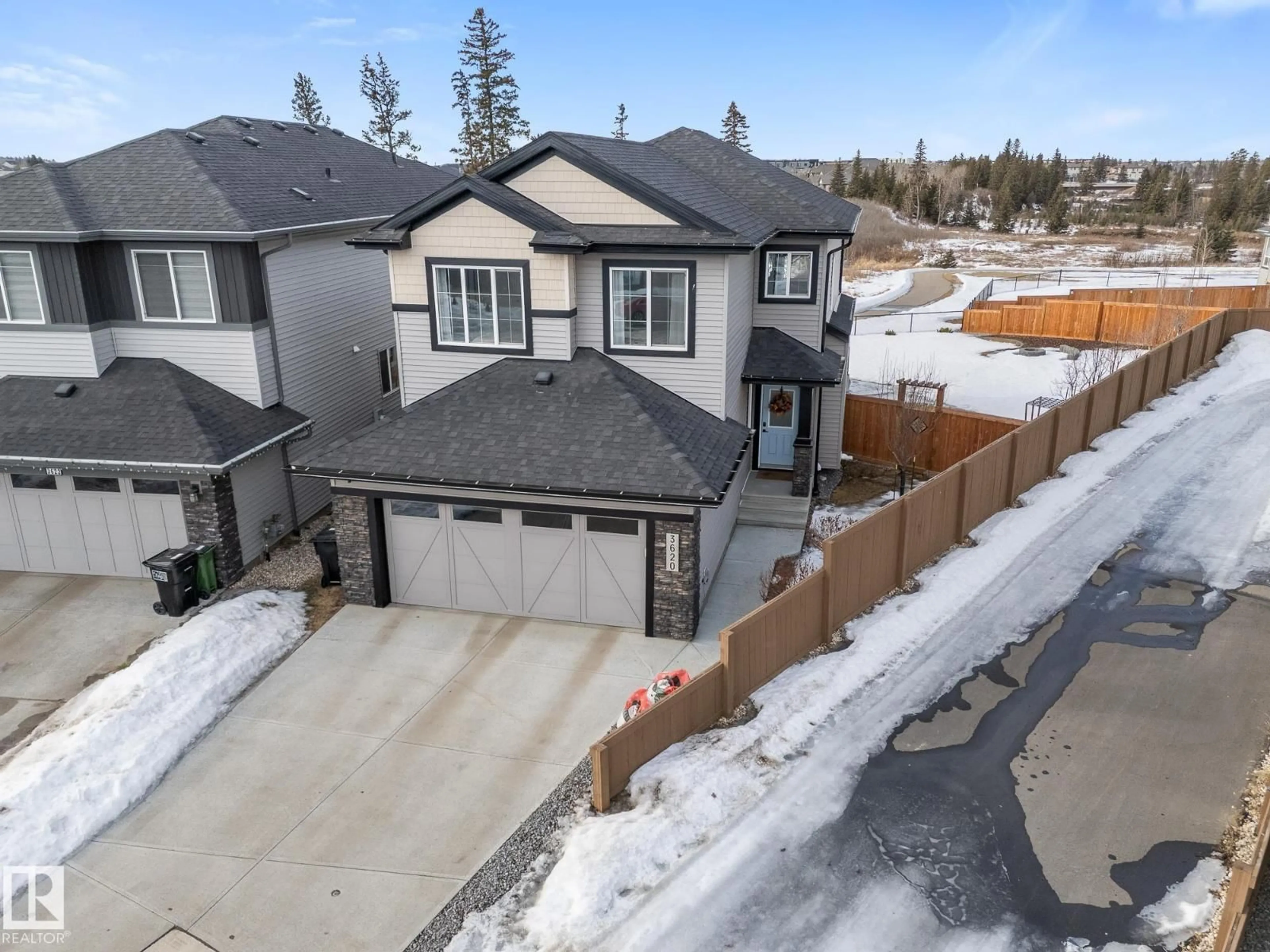 A pic from outside/outdoor area/front of a property/back of a property/a pic from drone, street for 3620 CHECKNITA COVE CV, Edmonton Alberta T6W4W7