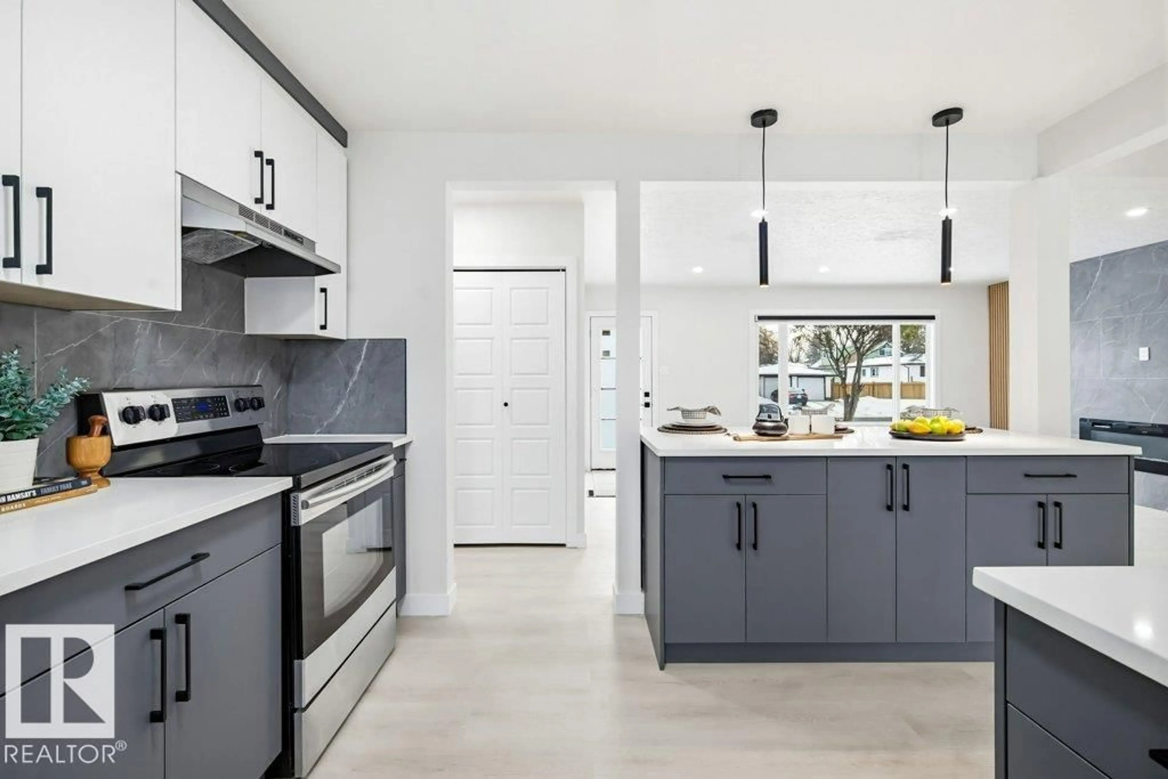 Open concept kitchen, ceramic/tile floor for NW - 16206 83 AV, Edmonton Alberta T5R3V5