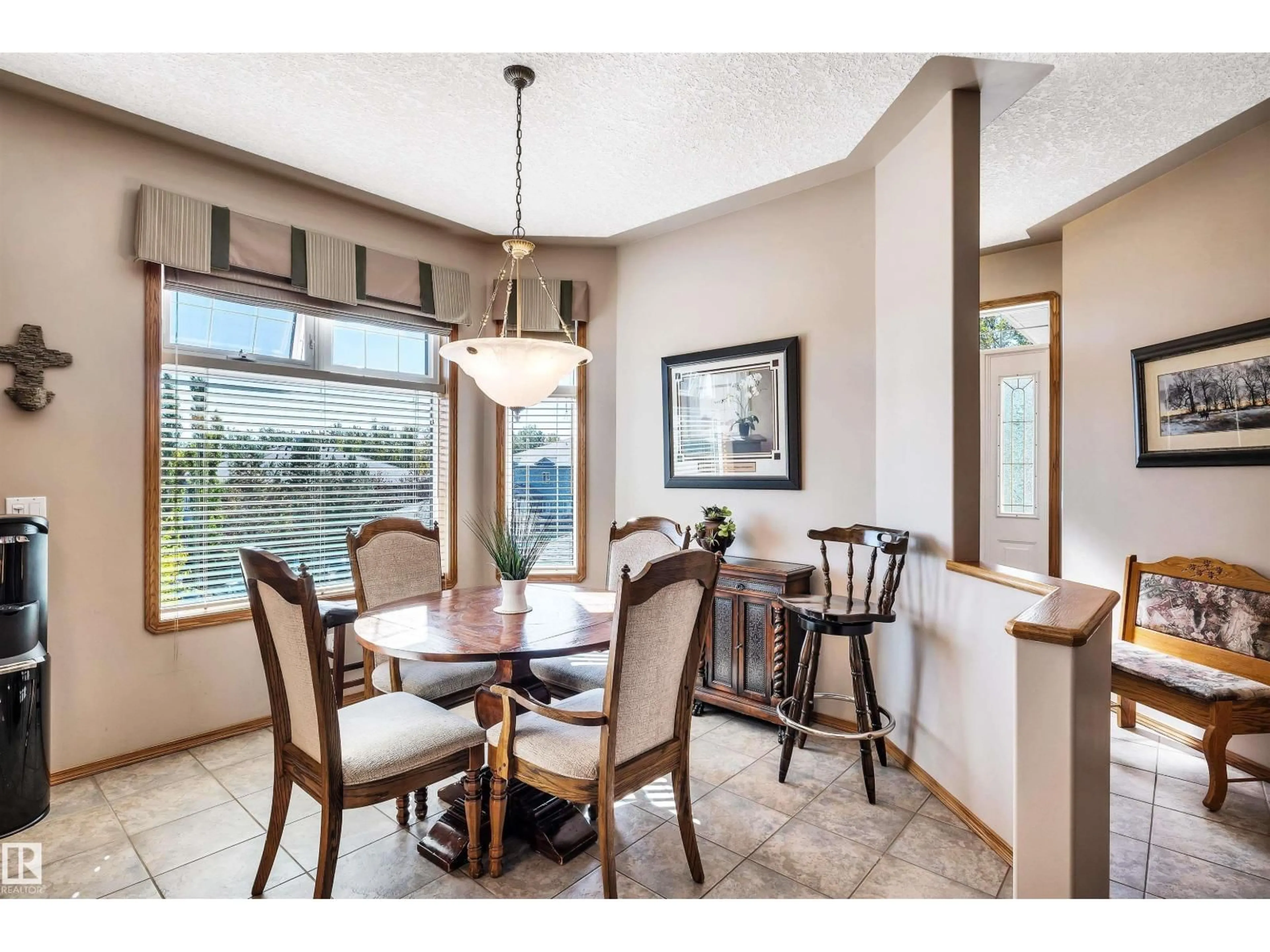 Dining room, ceramic/tile floor for #11 - 65 OAKMONT DR, St. Albert Alberta T8N6S3