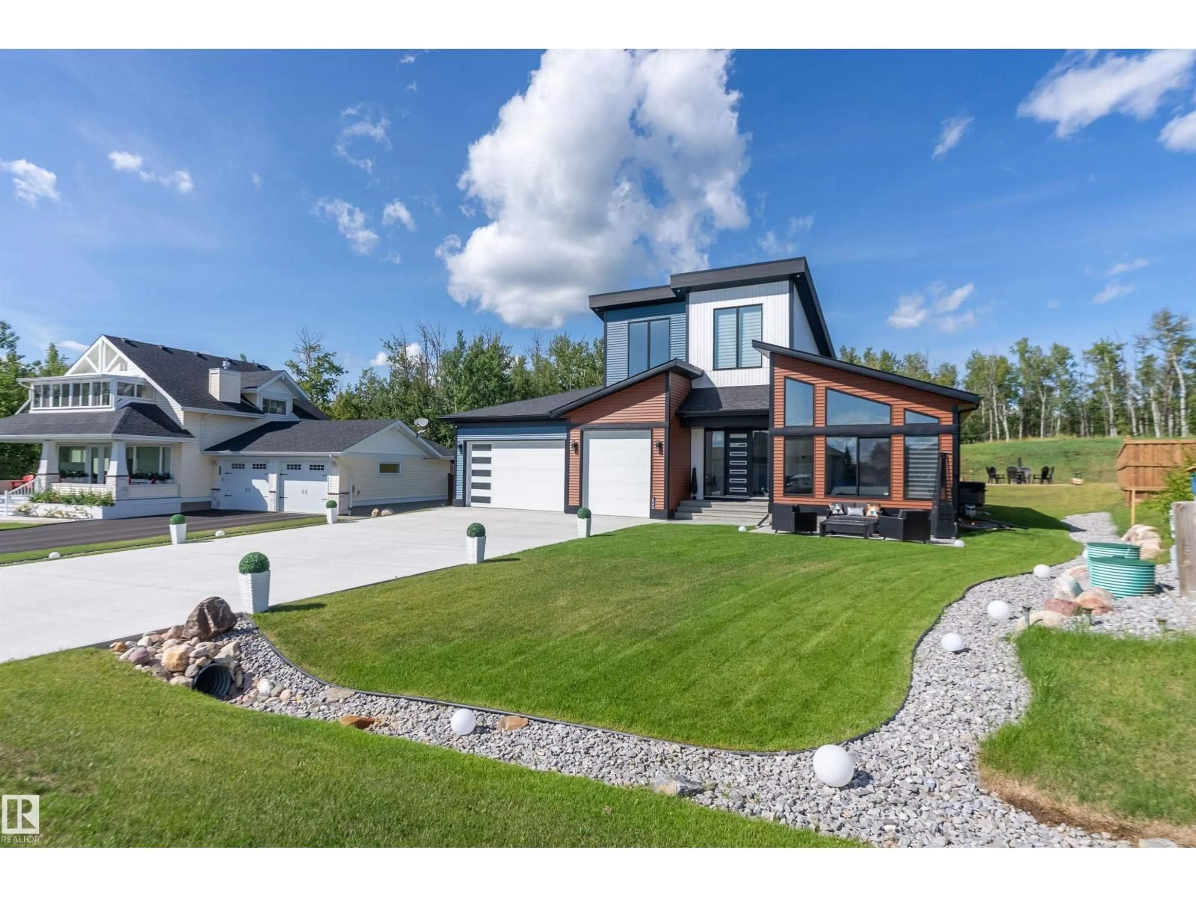 Unknown for 621 STE. ANNE TR, Rural Lac Ste. Anne County Alberta T0E1A1