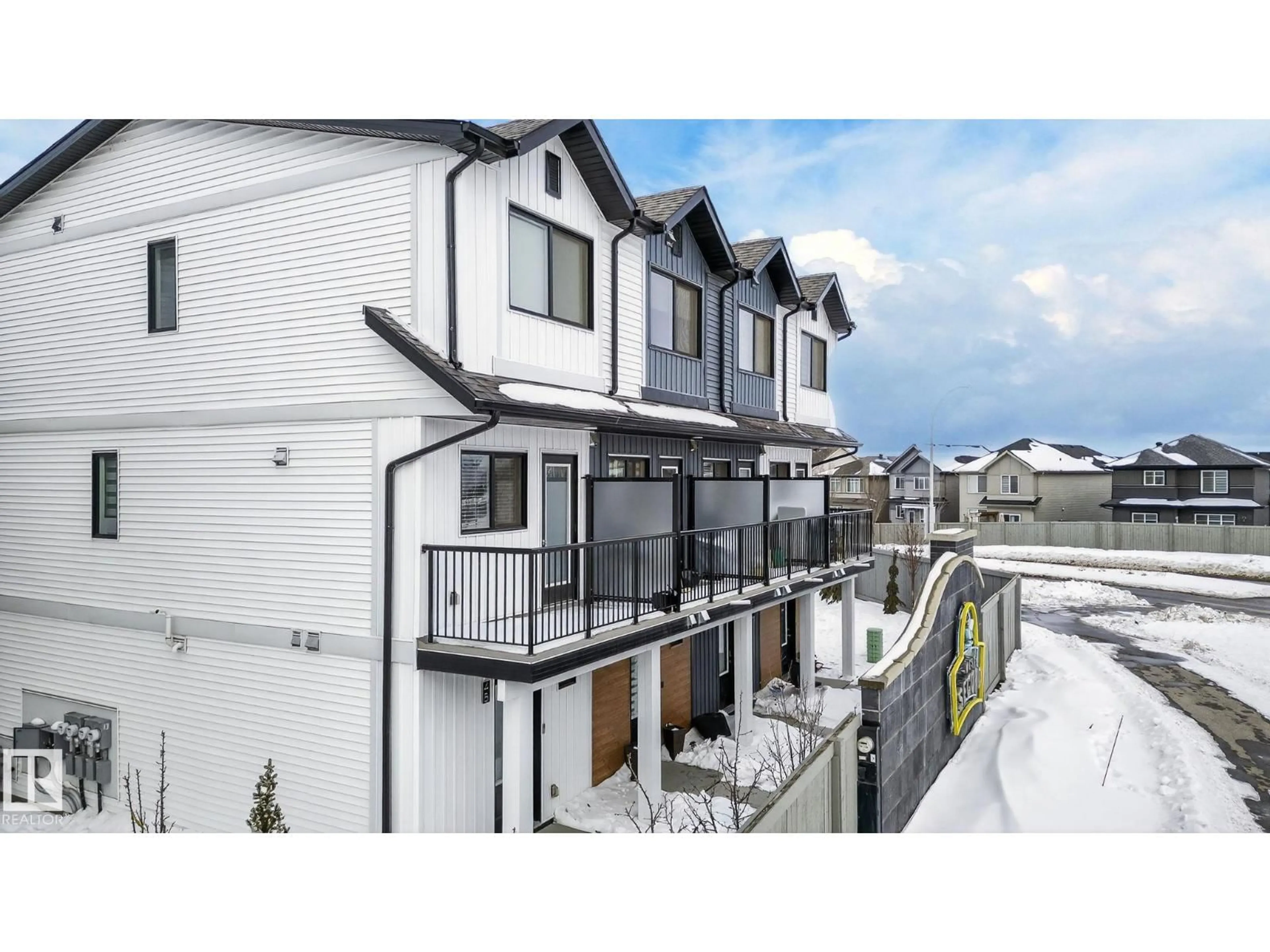 Home with vinyl exterior material, unknown for 850 - 46 SECORD BV, Edmonton Alberta T5T7R9