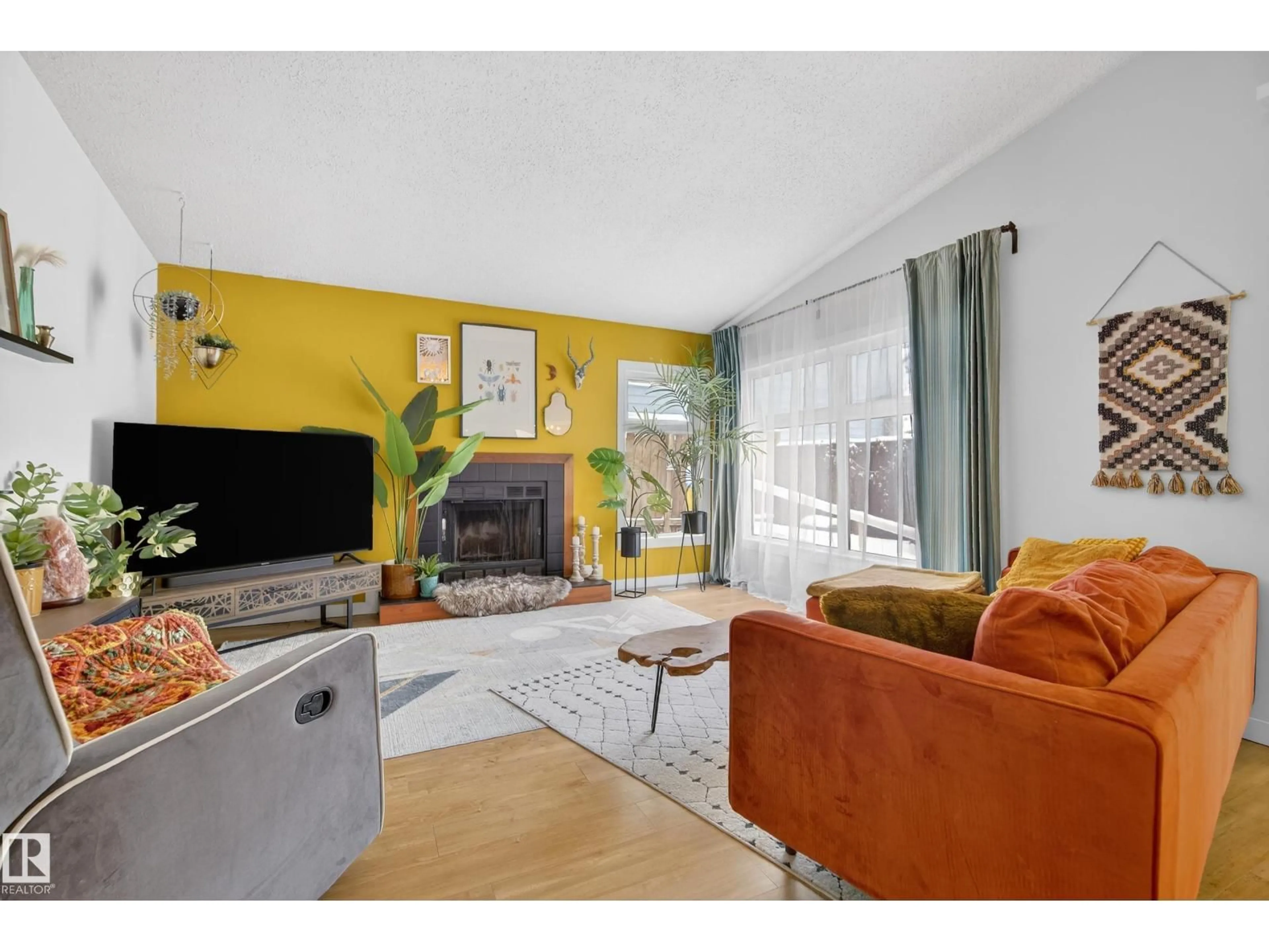 Living room with furniture, unknown for 1151 35A ST NW, Edmonton Alberta T6L2L4