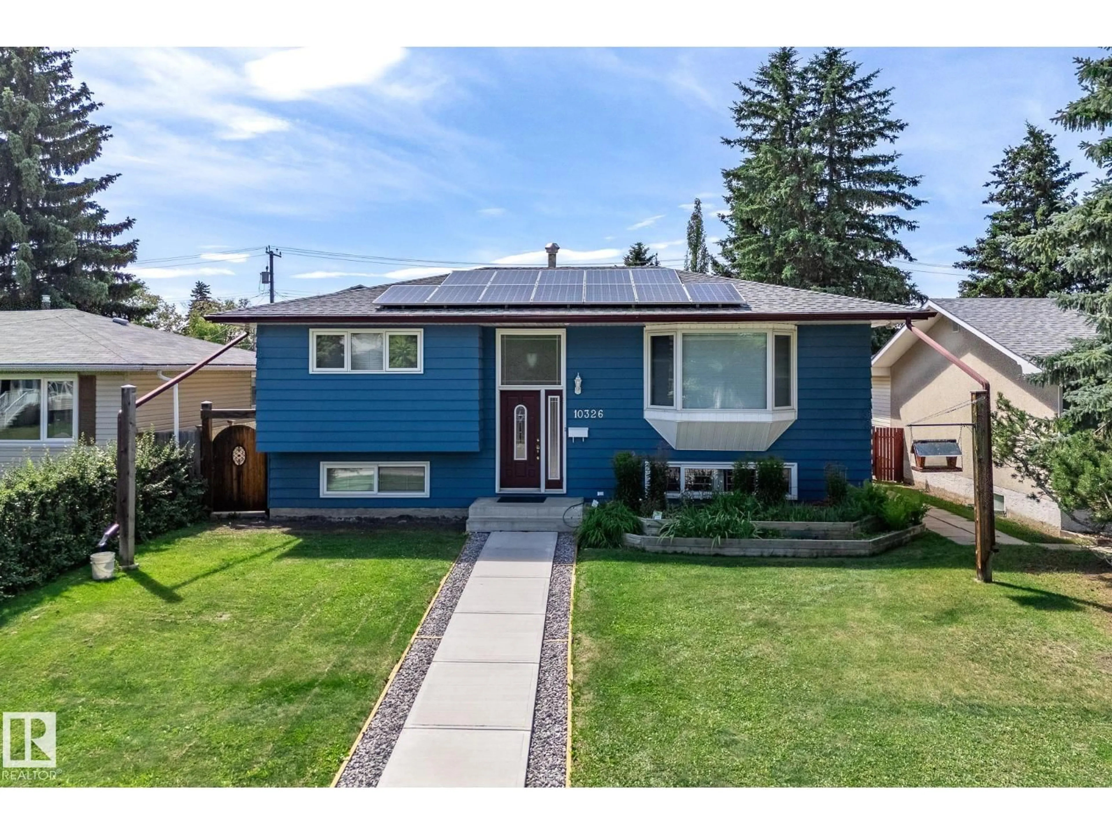 Home with vinyl exterior material, street for 10326 154 ST, Edmonton Alberta T5P2H6