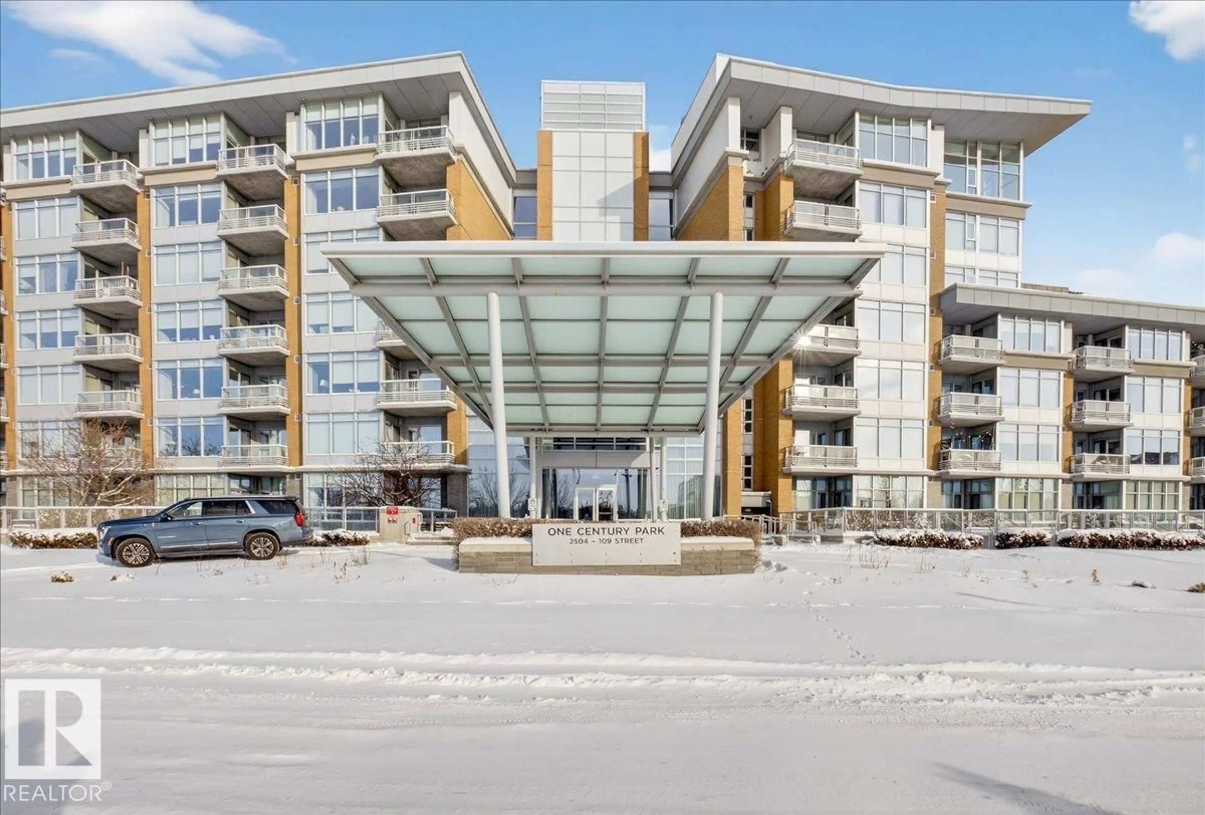 Indoor foyer for #114 - 2504 109 ST, Edmonton Alberta T6J2H3