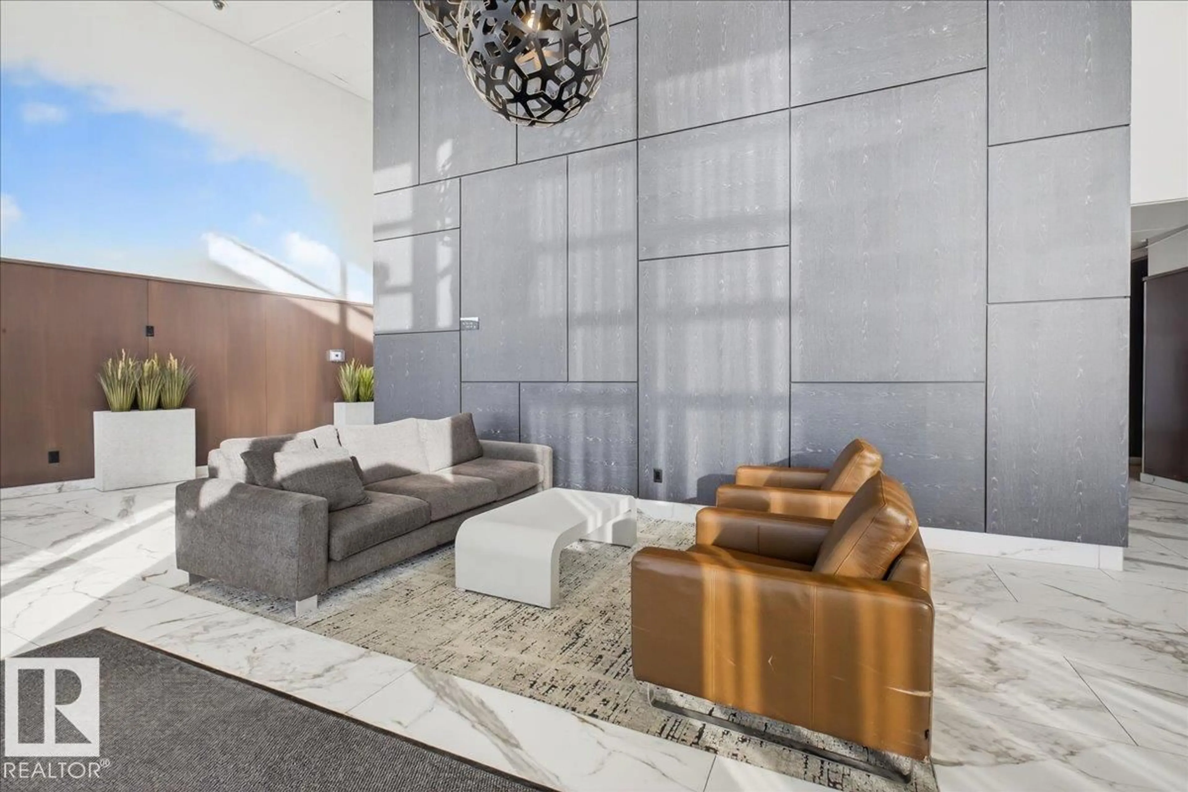 Lobby for #114 - 2504 109 ST, Edmonton Alberta T6J2H3