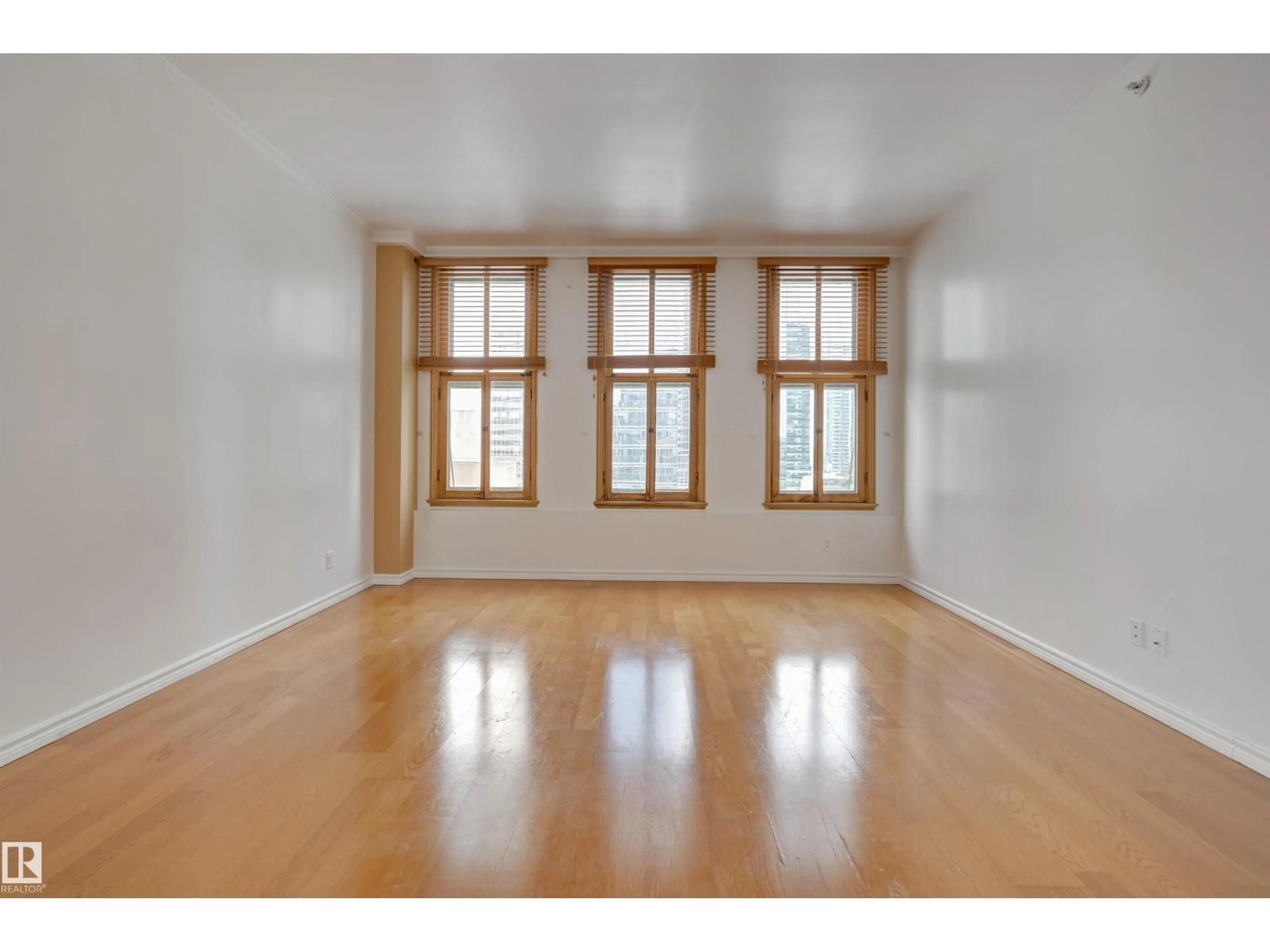 A pic of a room for 902 - 10134 100 ST, Edmonton Alberta T5J0N8