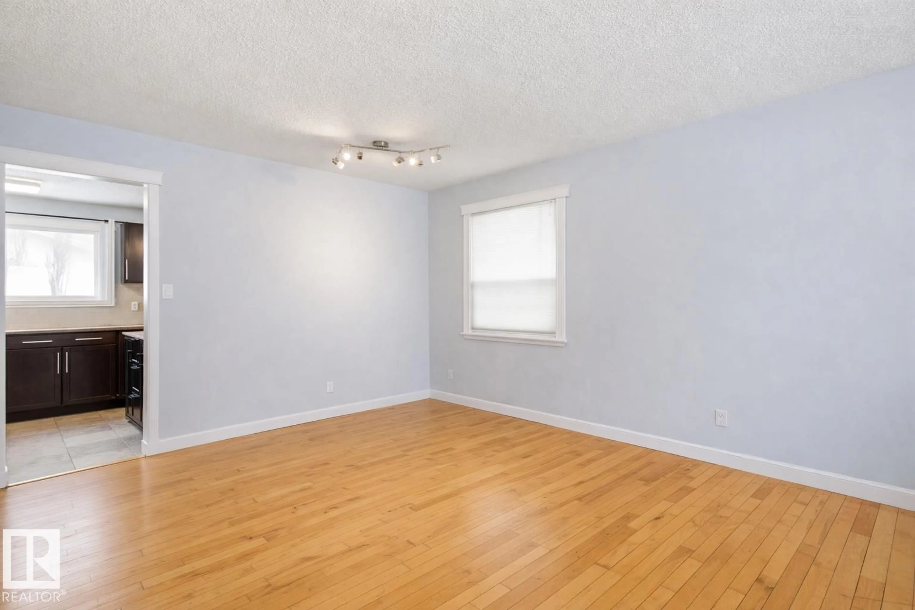 A pic of a room for 41 ALPINE BV, St. Albert Alberta T8N2M6