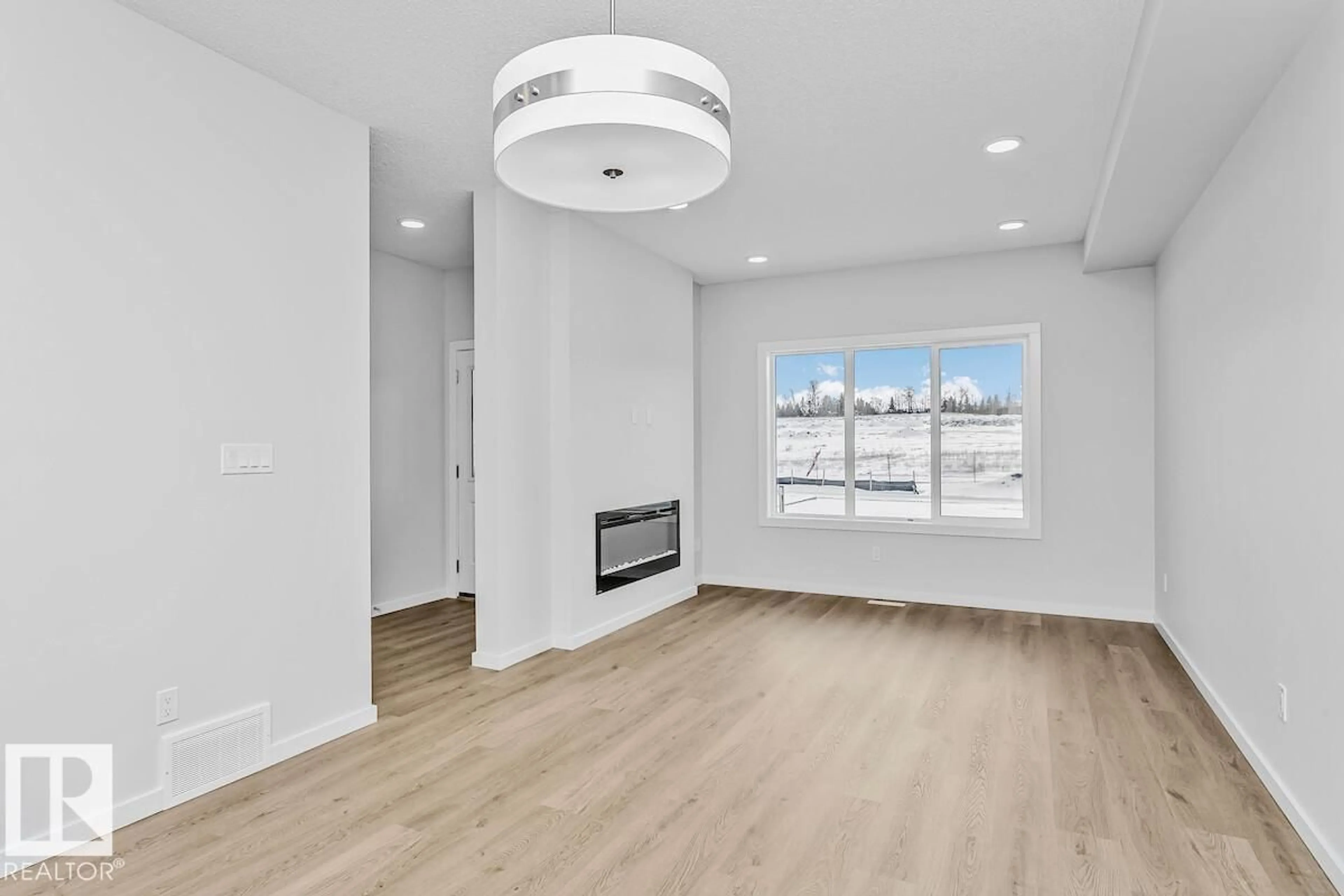 A pic of a room for 4291 KINGLET DR, Edmonton Alberta T5S0W6