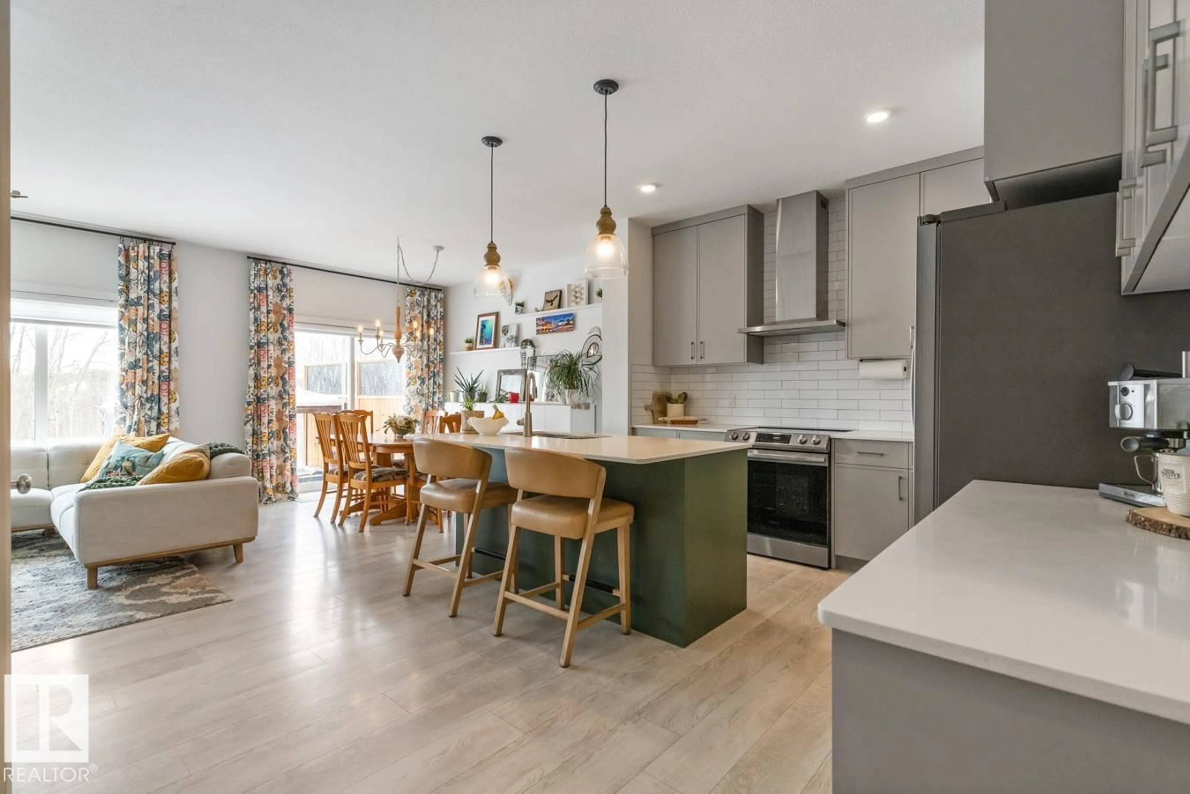 Open concept kitchen, unknown for 94 HORTON WY, Ardrossan Alberta T8E0B2