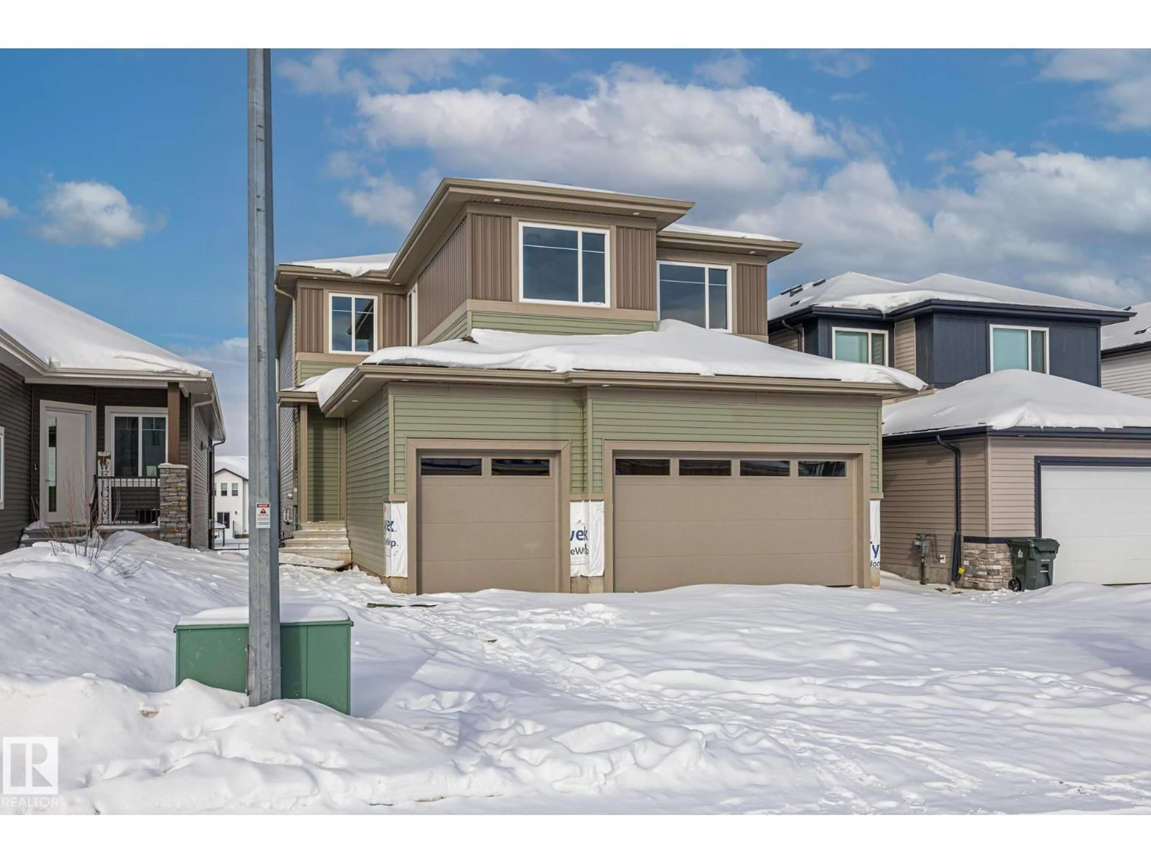 Home with vinyl exterior material, street for 28 HARLEY WY, Spruce Grove Alberta T7X0X4