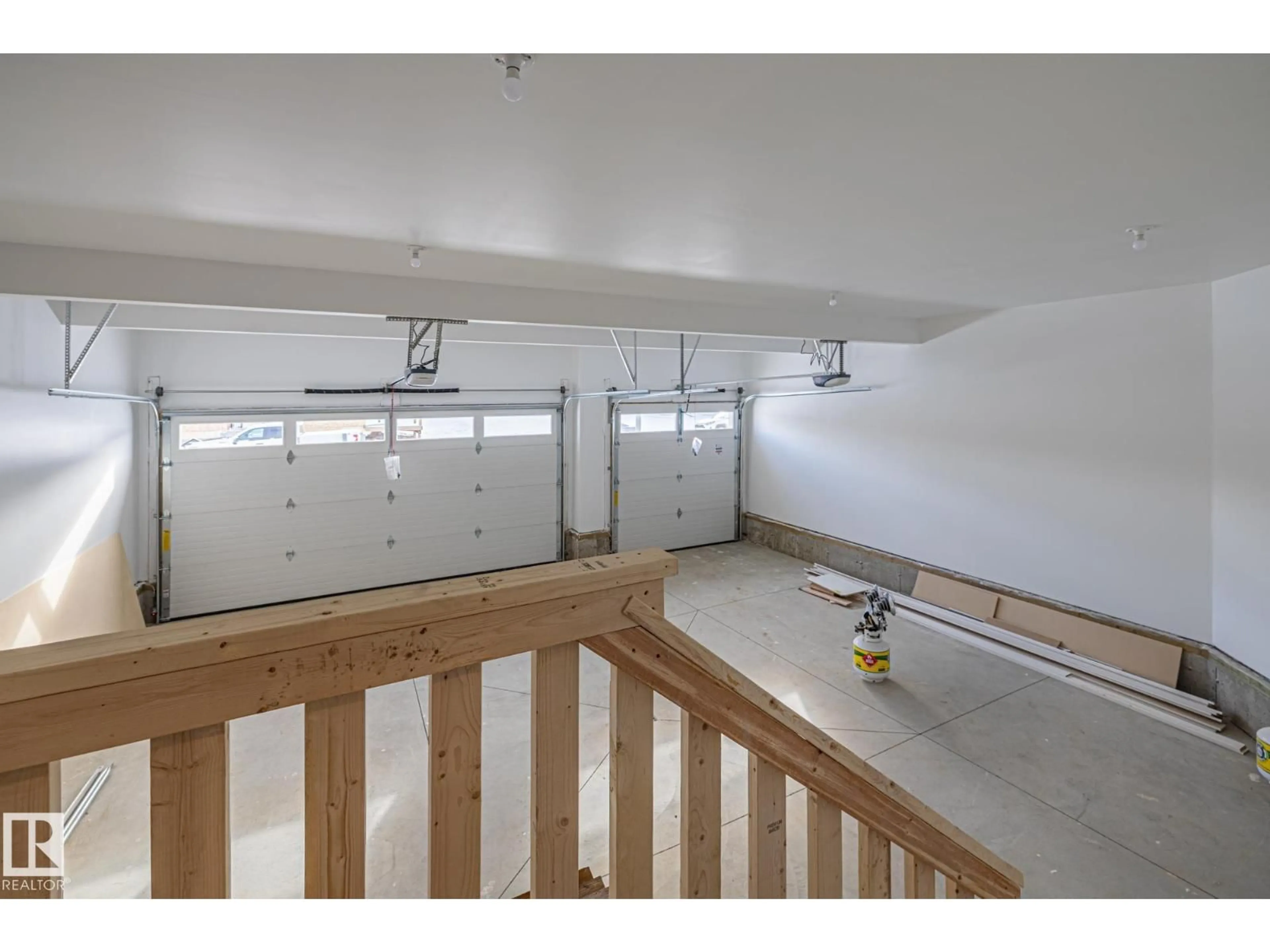 Indoor garage for 28 HARLEY WY, Spruce Grove Alberta T7X0X4