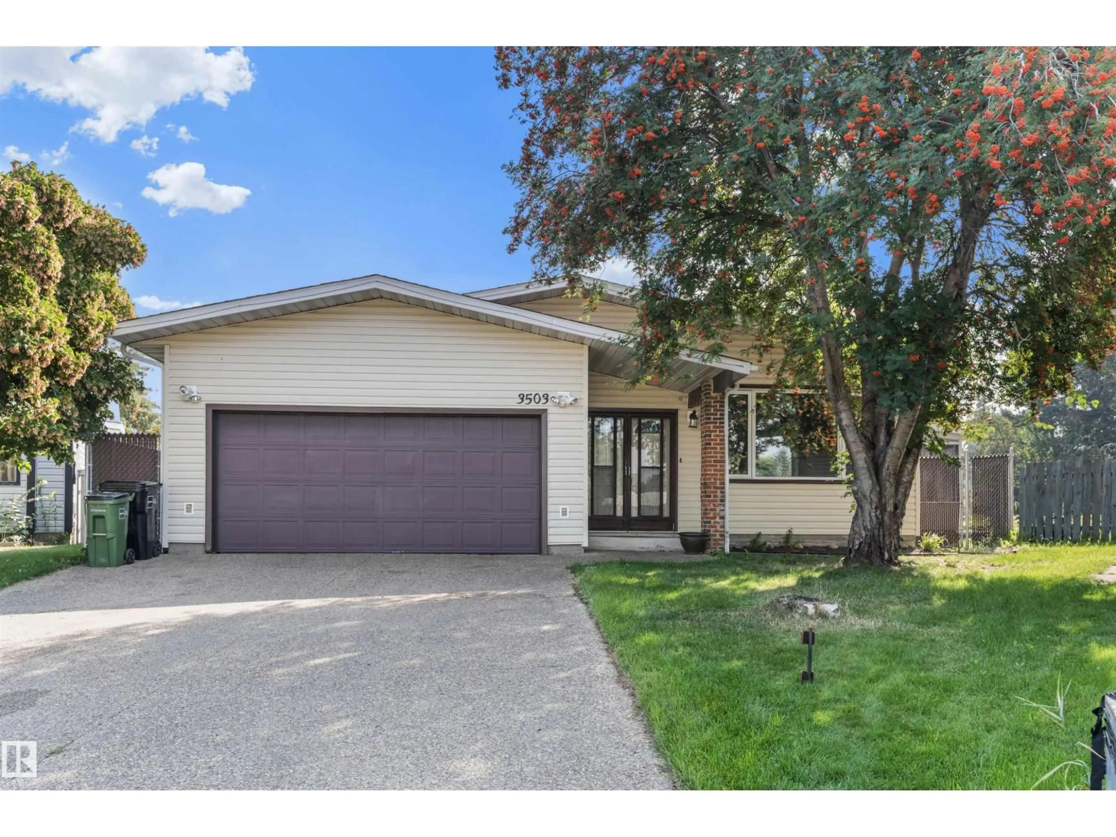 Home with vinyl exterior material, street for 3503 20 AV, Edmonton Alberta T6L3E2