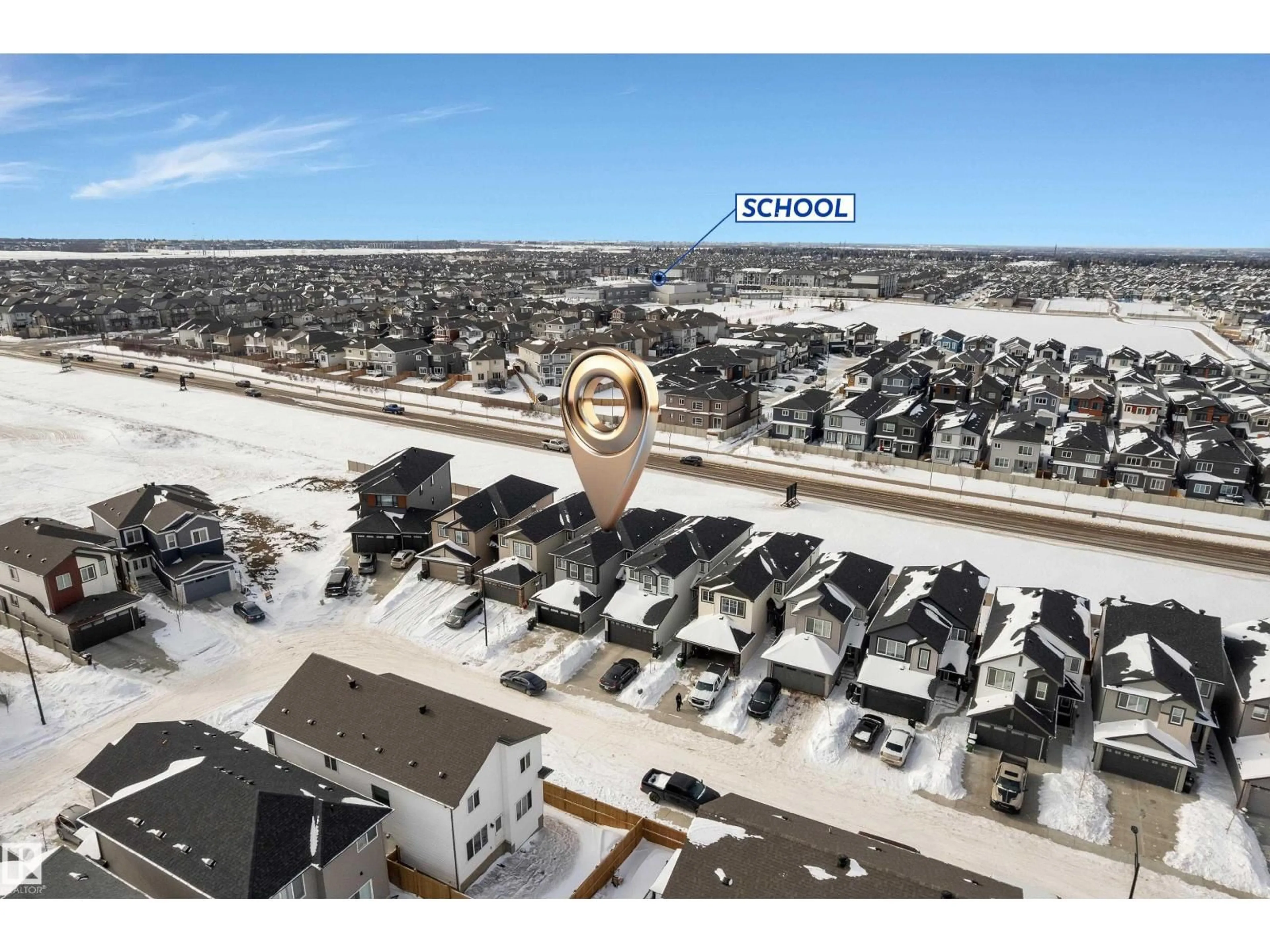 A pic from outside/outdoor area/front of a property/back of a property/a pic from drone, street for NW - 1118 16A ST, Edmonton Alberta T6T2S5