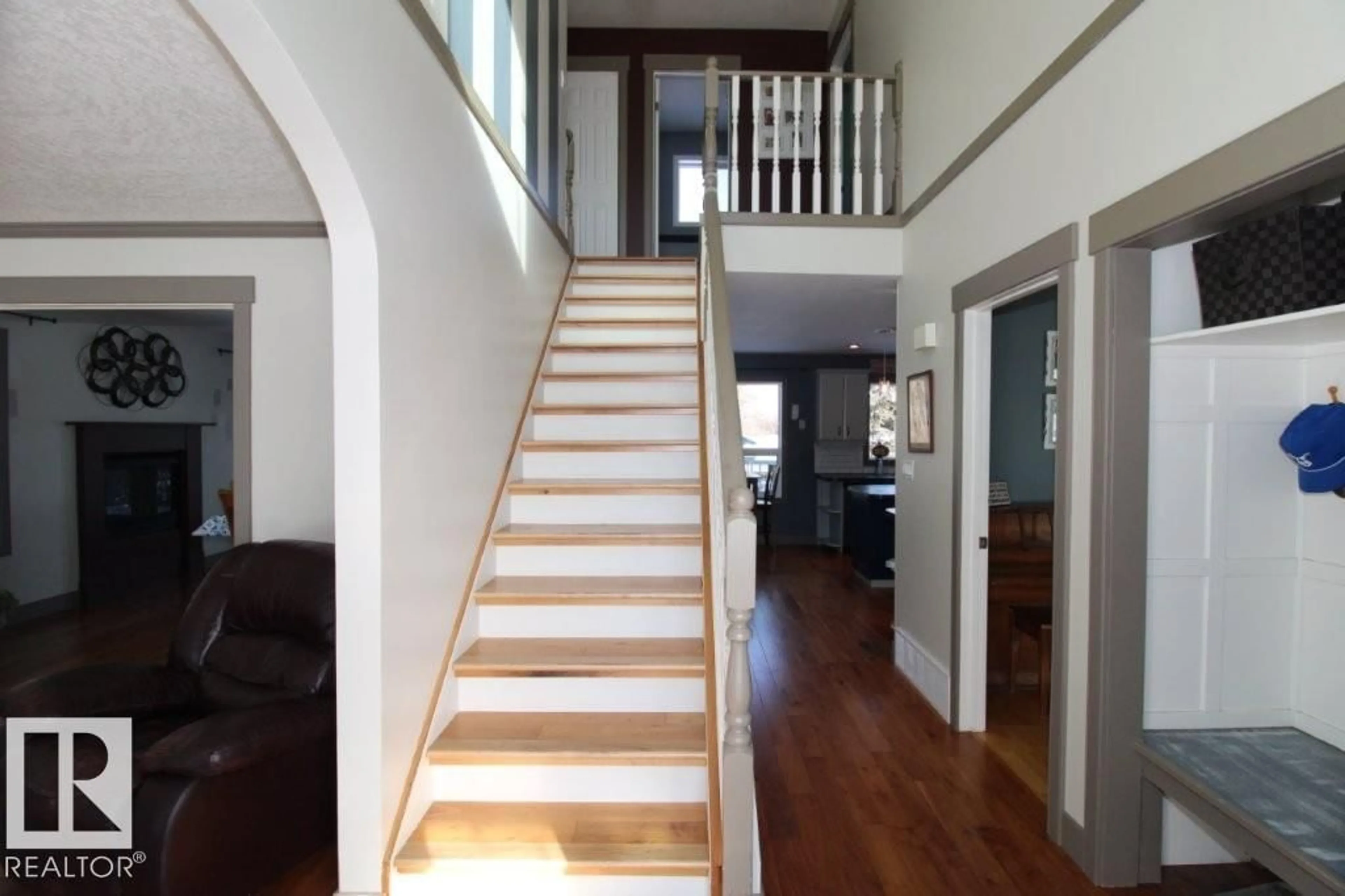 Indoor foyer for 3524 TWP. RD. 613A, Rural Barrhead County Alberta T7N1N2