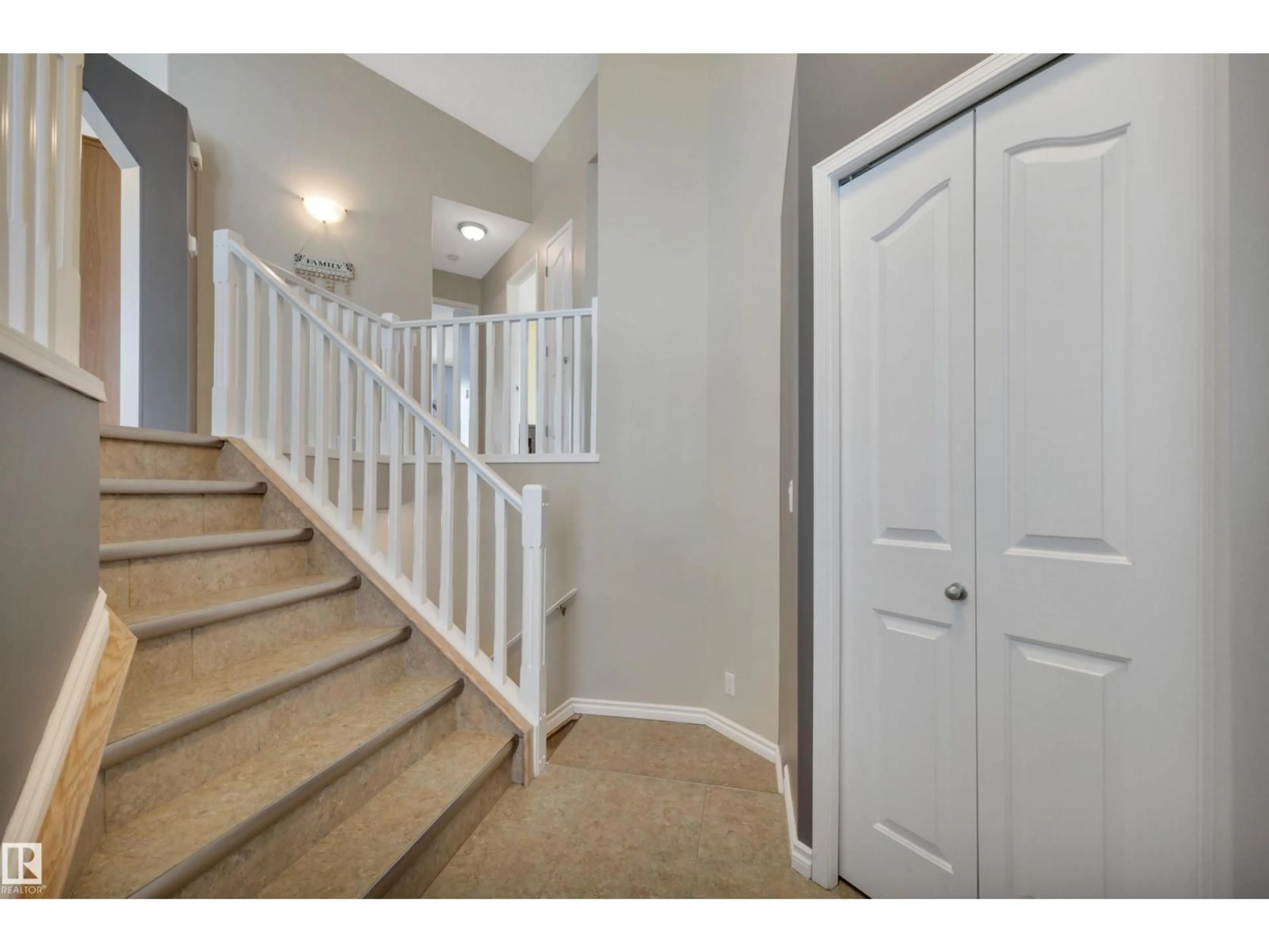 Unknown for 309 FOXBORO PT, Sherwood Park Alberta T8A6C6