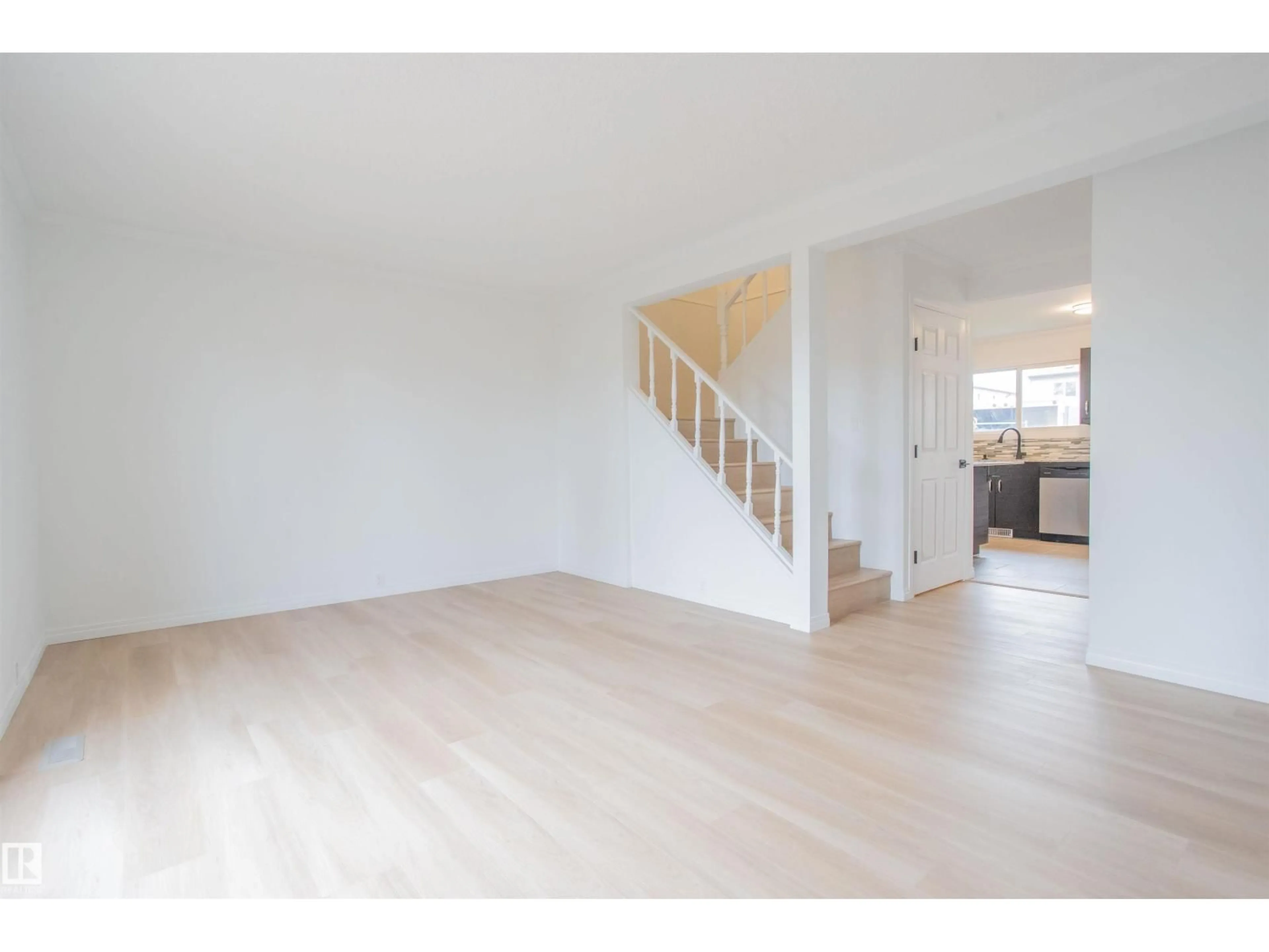 Unknown for 1270 LAKEWOOD RD, Edmonton Alberta T6K3P2