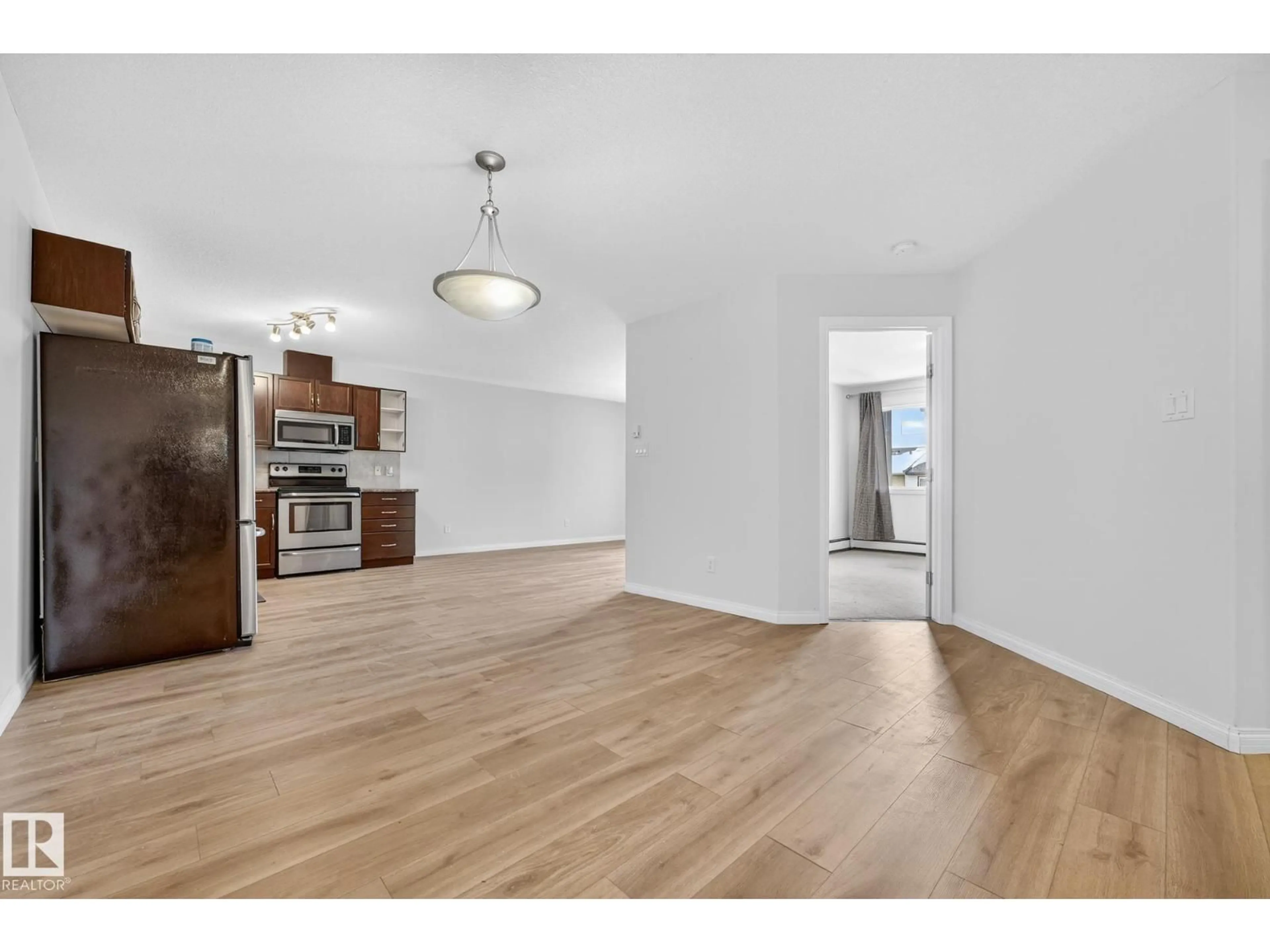 A pic of a room for #416 - 1204 156 ST, Edmonton Alberta T6R0R6