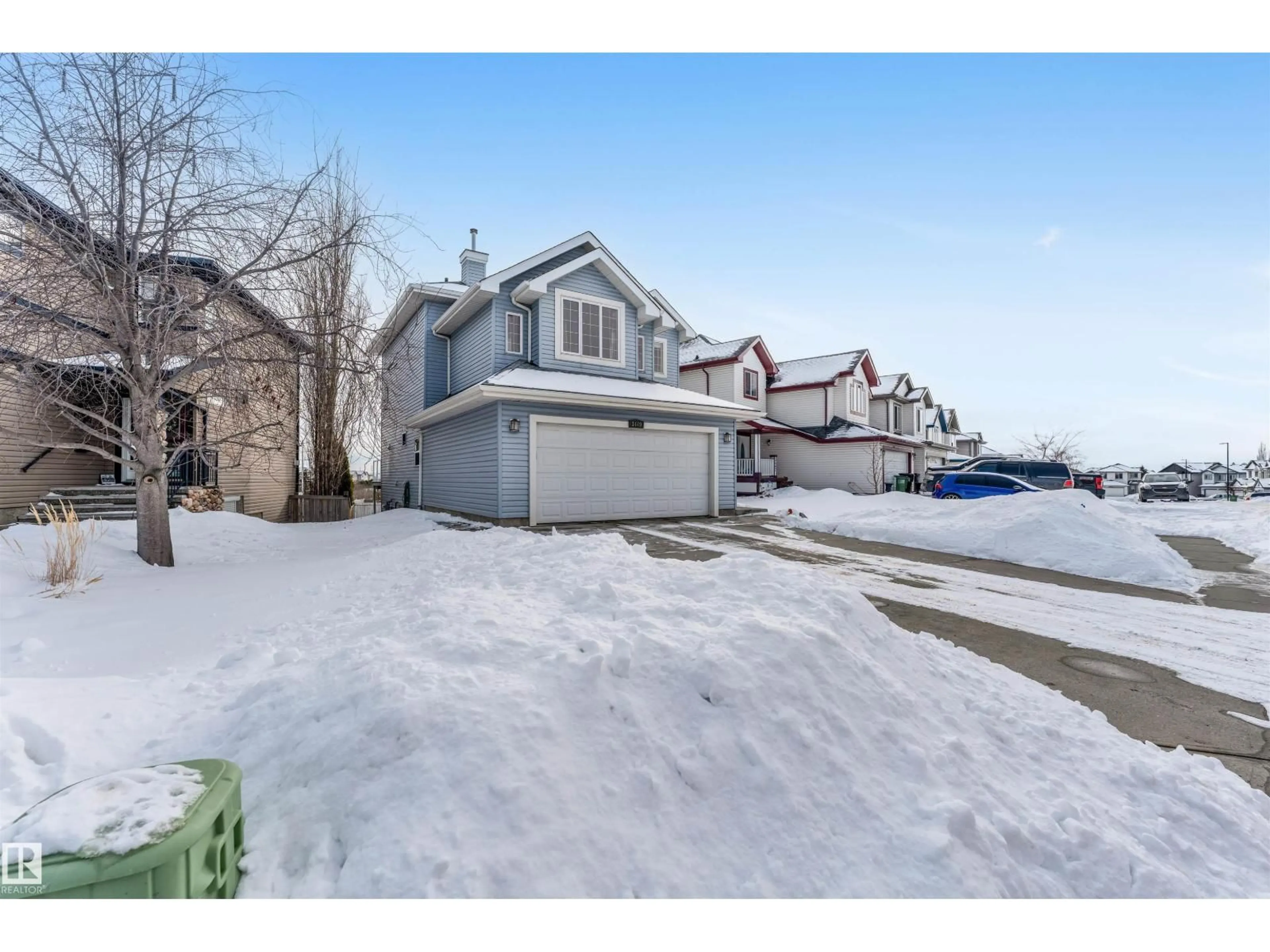 A pic from outside/outdoor area/front of a property/back of a property/a pic from drone, street for 3449 28 ST, Edmonton Alberta T6T2A5