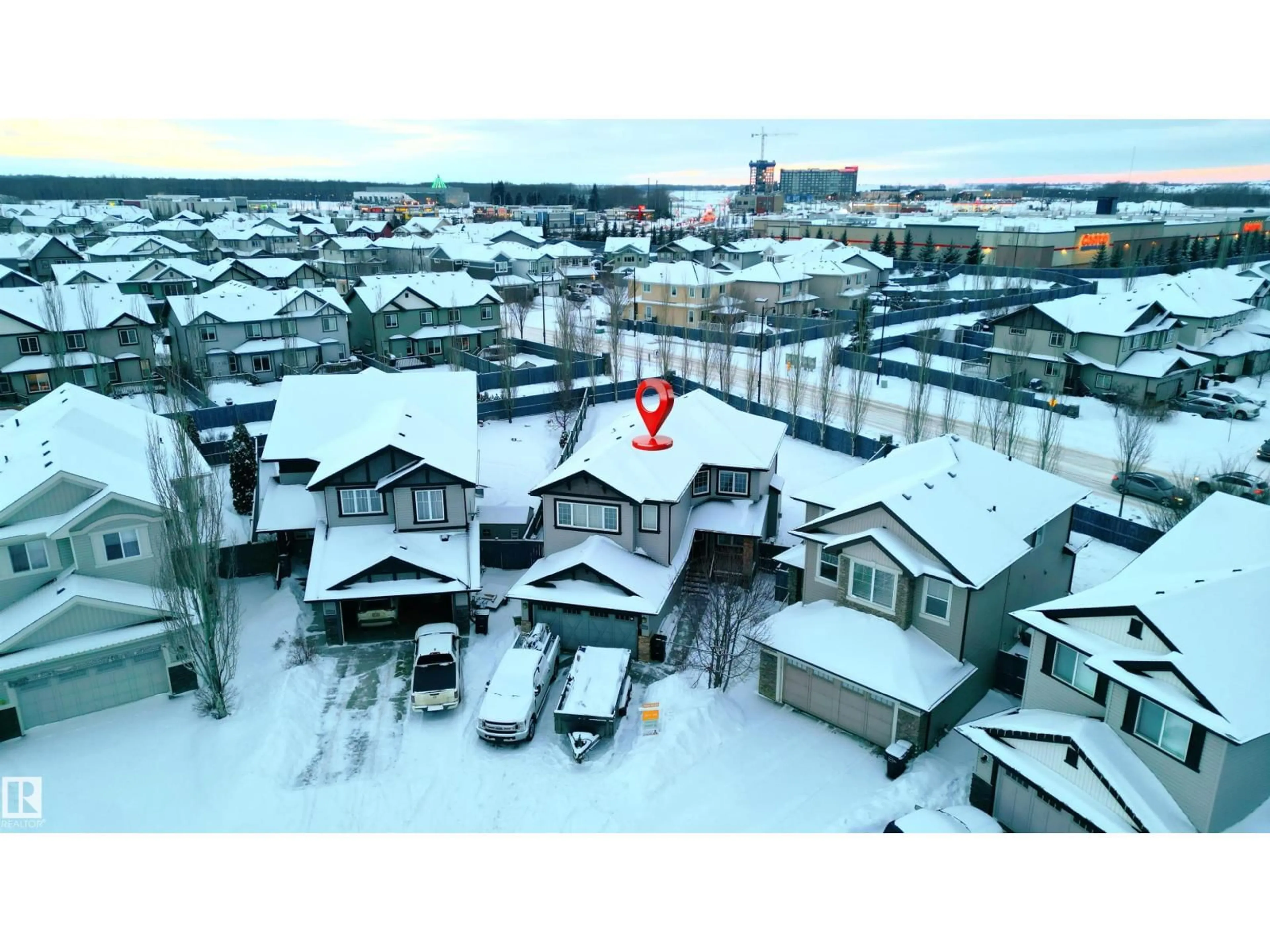 A pic from outside/outdoor area/front of a property/back of a property/a pic from drone, city buildings view from balcony for 3514 GOODRIDGE BA NW, Edmonton Alberta T5T4C6