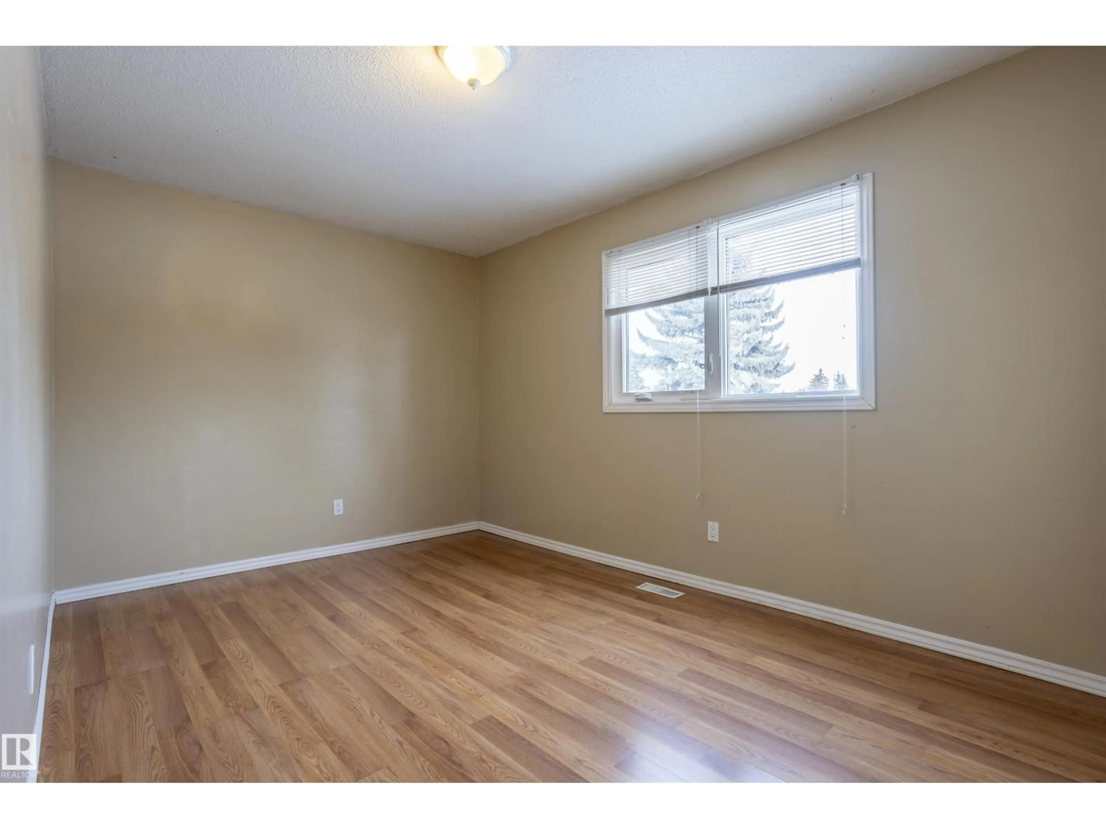 A pic of a room for 38 ARLINGTON ST, Spruce Grove Alberta T7X2C1