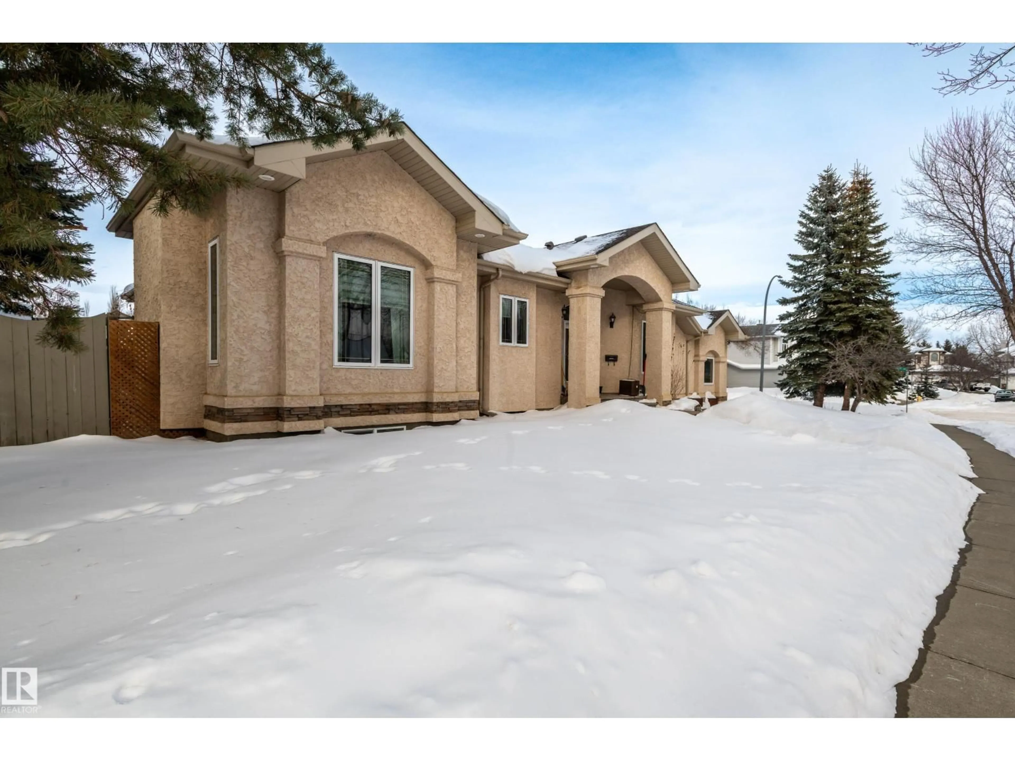 Unknown for 26 EASTCOTT DR, St. Albert Alberta T8N6Y3