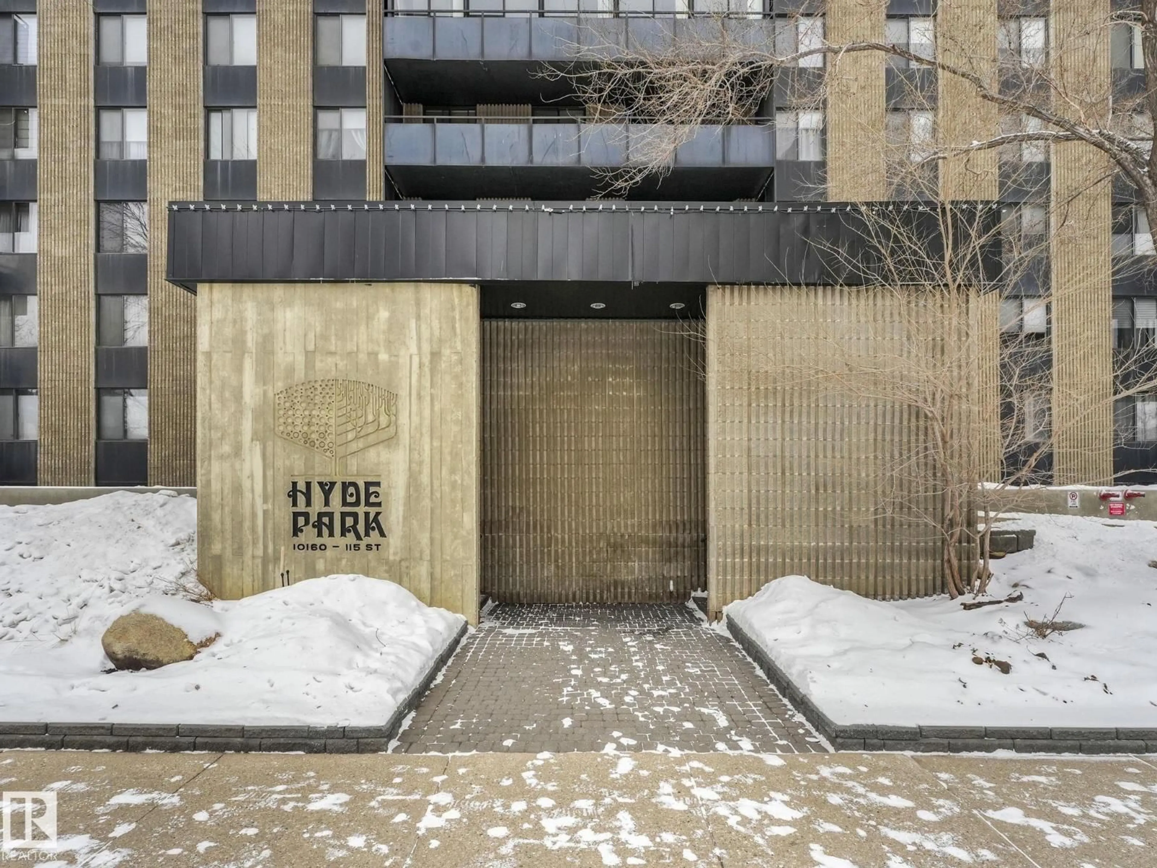 Indoor foyer for 1404 - 10160 115 ST NW, Edmonton Alberta T5K1T6