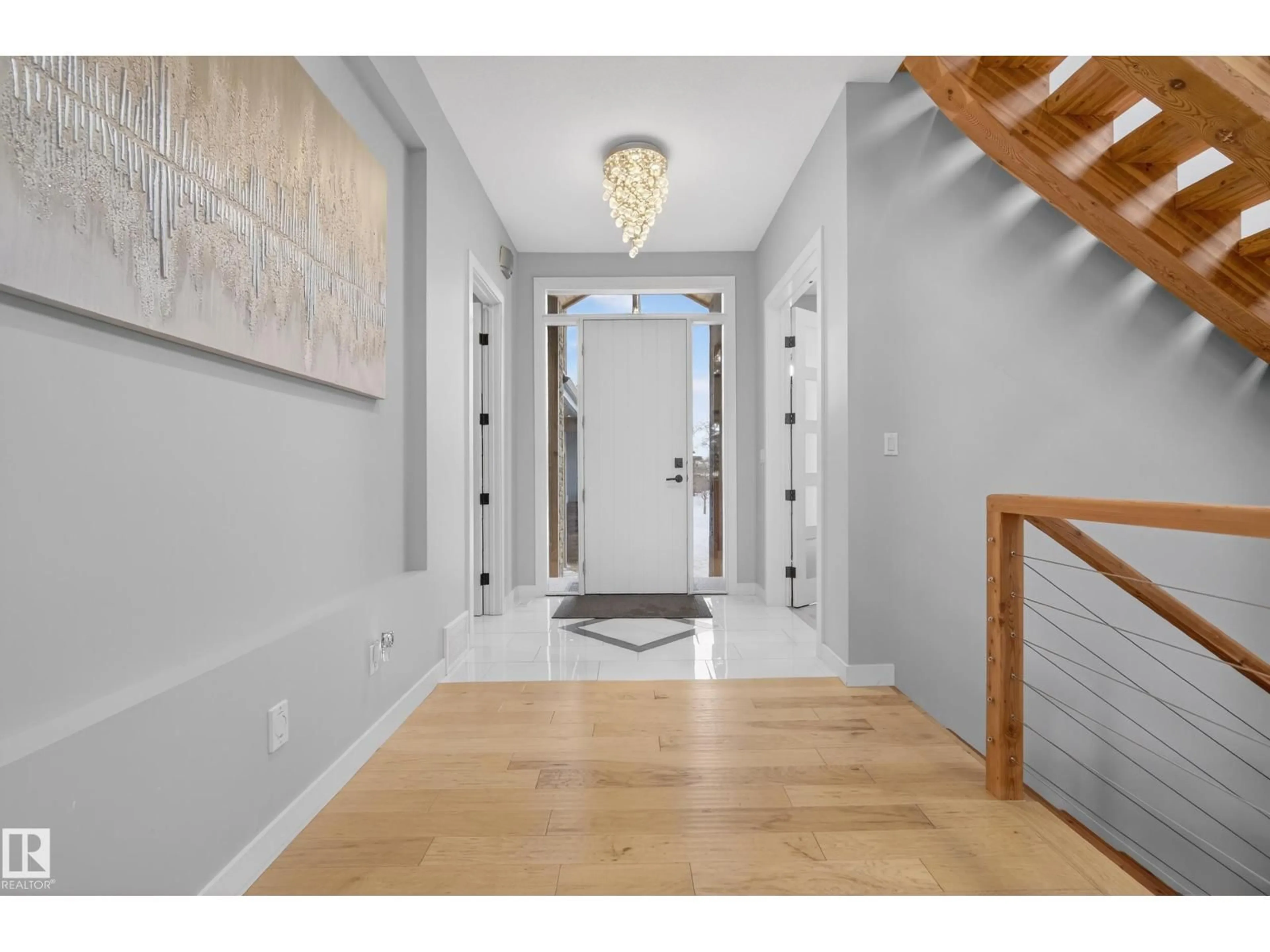 Indoor entryway for 54 KENTON WOODS LN, Spruce Grove Alberta T7X0P8