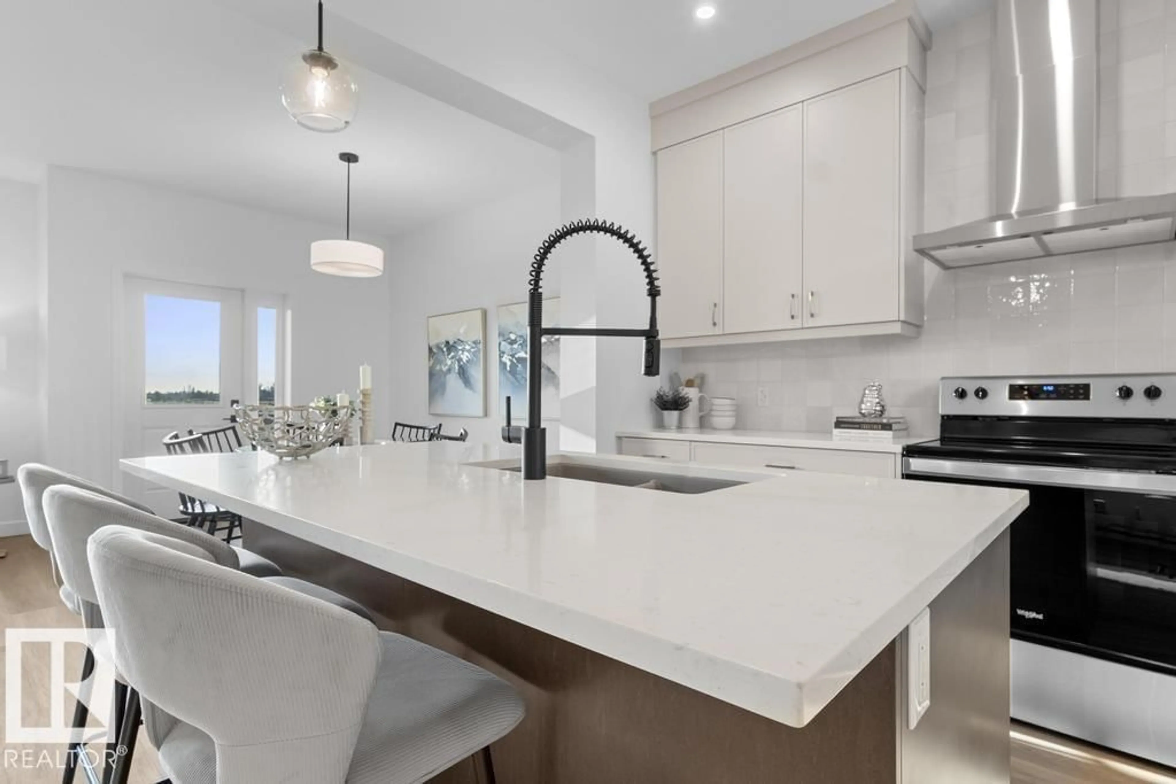 Open concept kitchen, ceramic/tile floor for 4809 CAWSEY TC, Edmonton Alberta T6W5M7