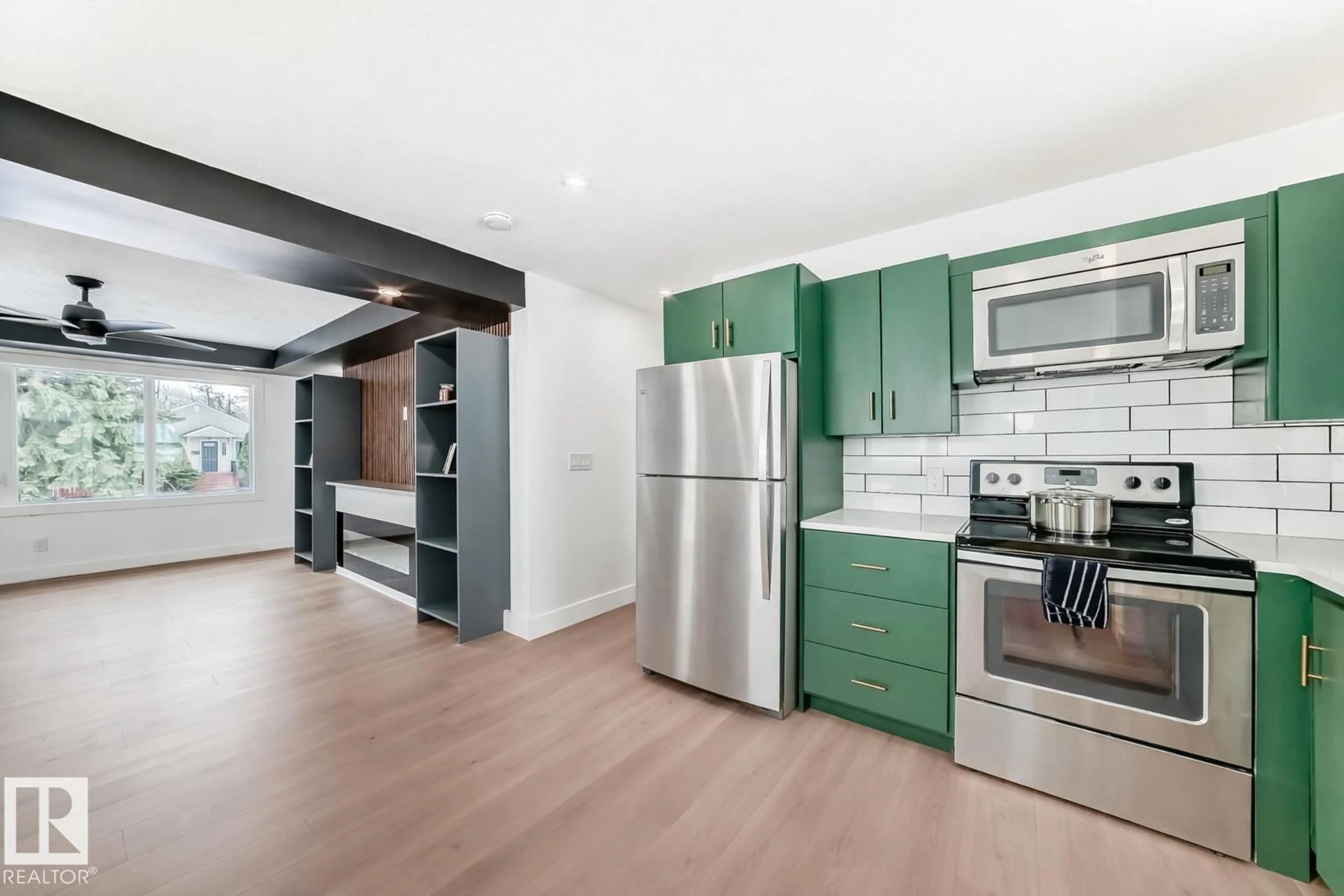 Open concept kitchen, unknown for NW - 8712 89 AV, Edmonton Alberta T6C1N7