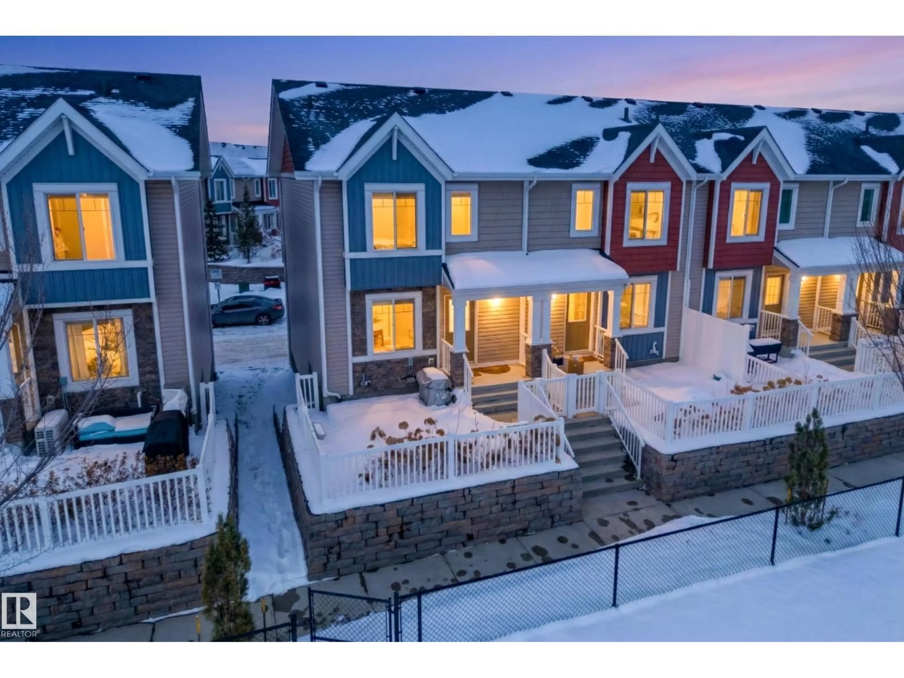 A pic from outside/outdoor area/front of a property/back of a property/a pic from drone, mountain view for #5 - 1508 105 ST NW, Edmonton Alberta T6J5R8