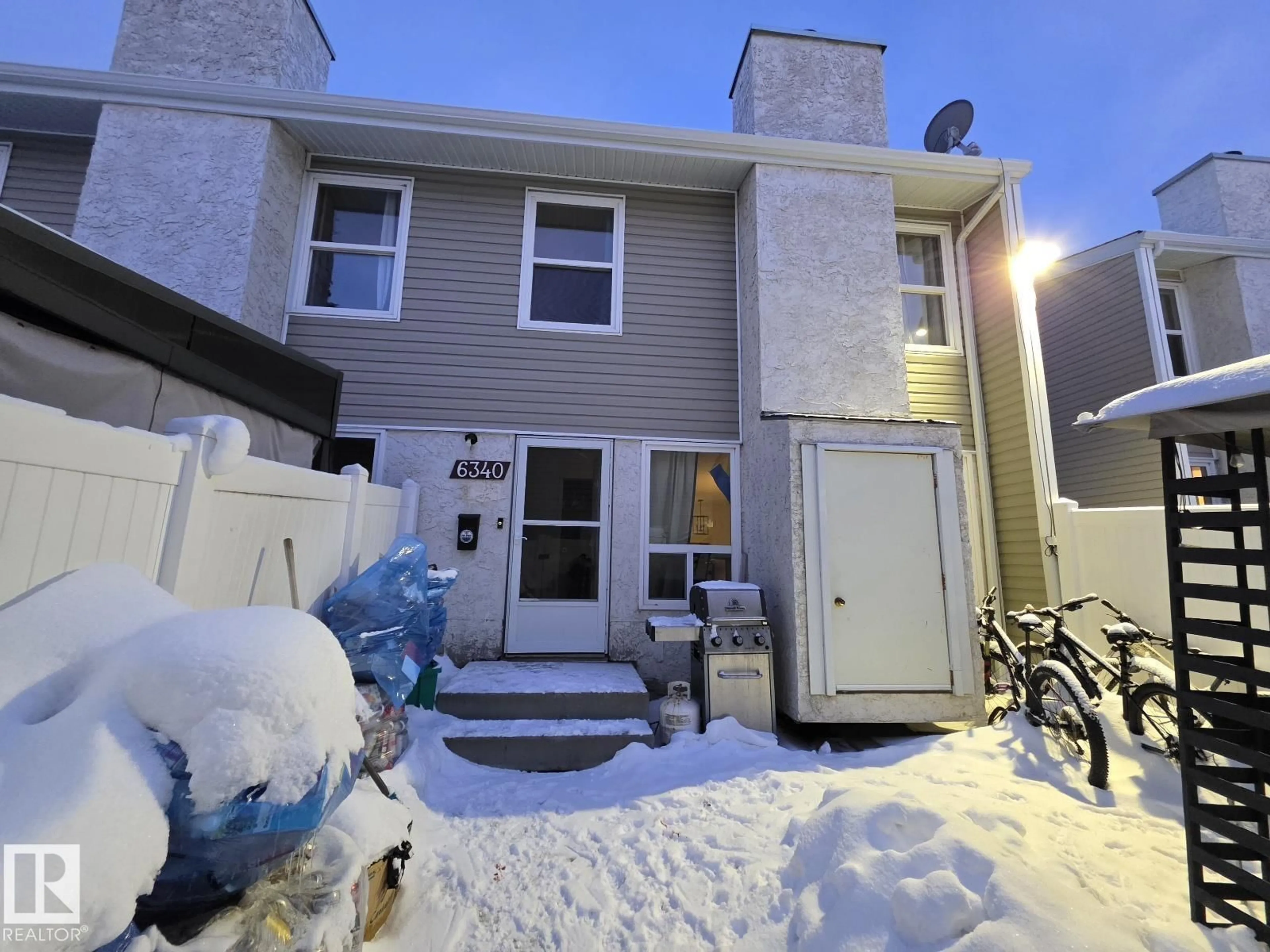 Unknown for 6340 184 ST, Edmonton Alberta T5T2N8