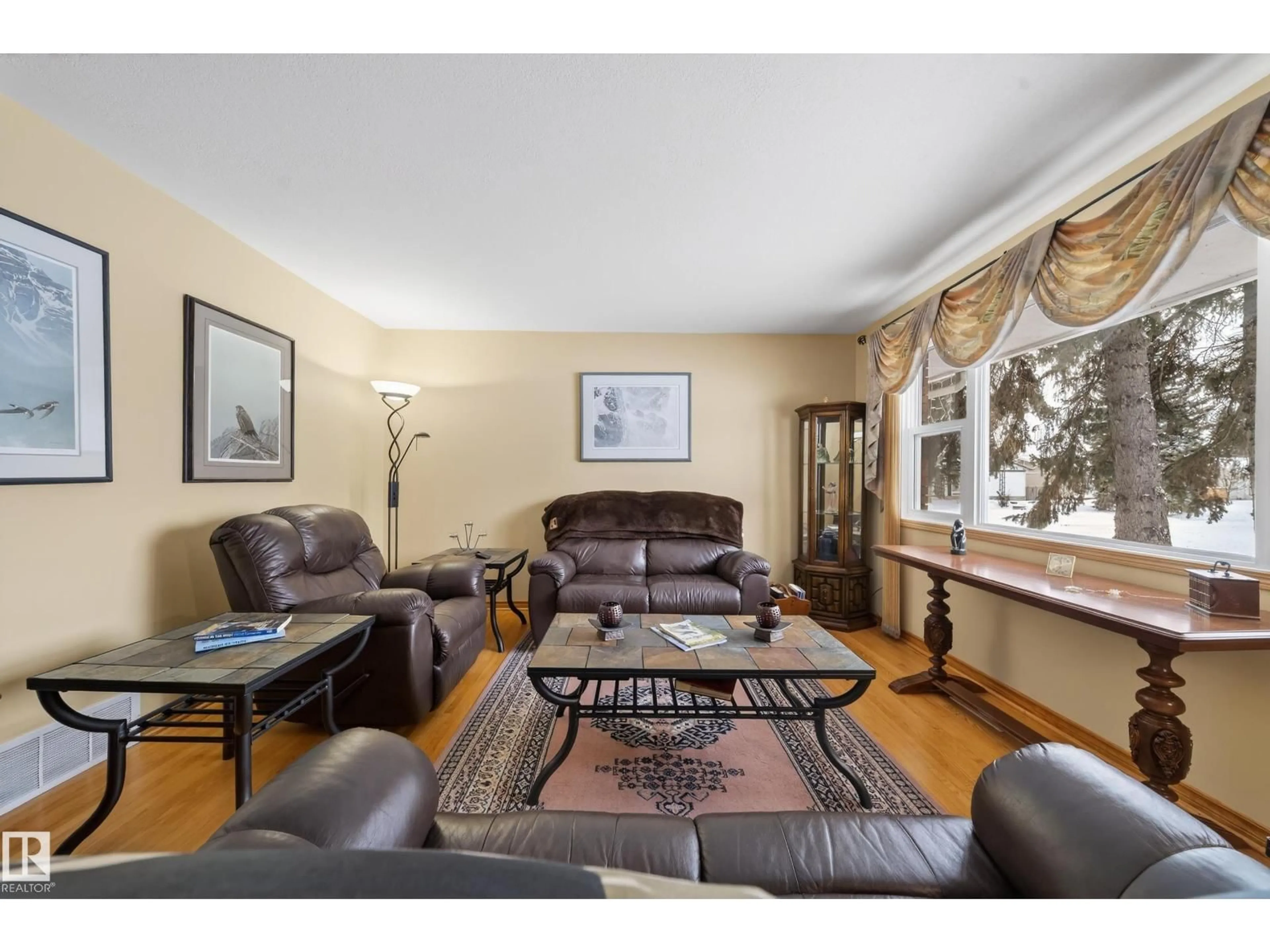 Living room with furniture, unknown for 3805 114A ST NW, Edmonton Alberta T6J1N5