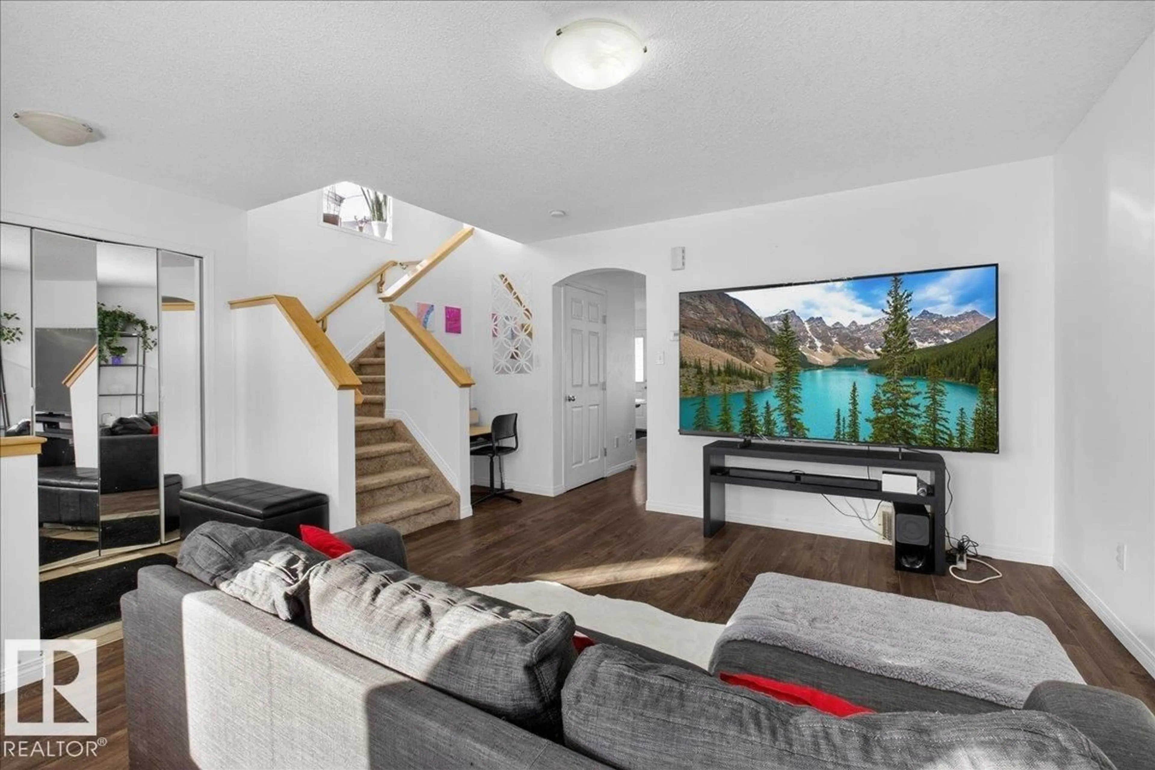 Unknown for 4519 TURNER SQUARE SQ, Edmonton Alberta T6R3E3