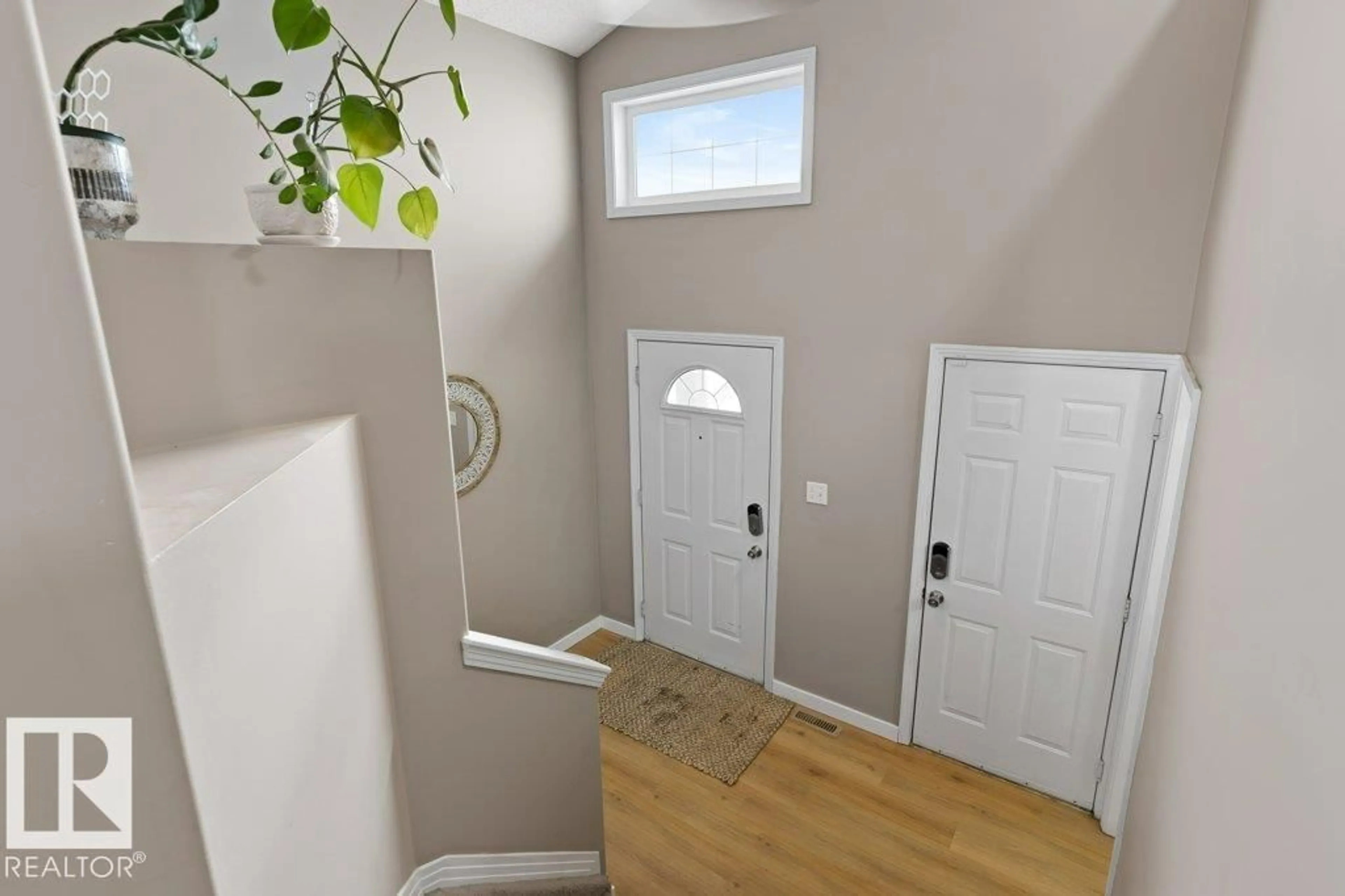 Indoor entryway for 10804 183 AV, Edmonton Alberta T5X6E1