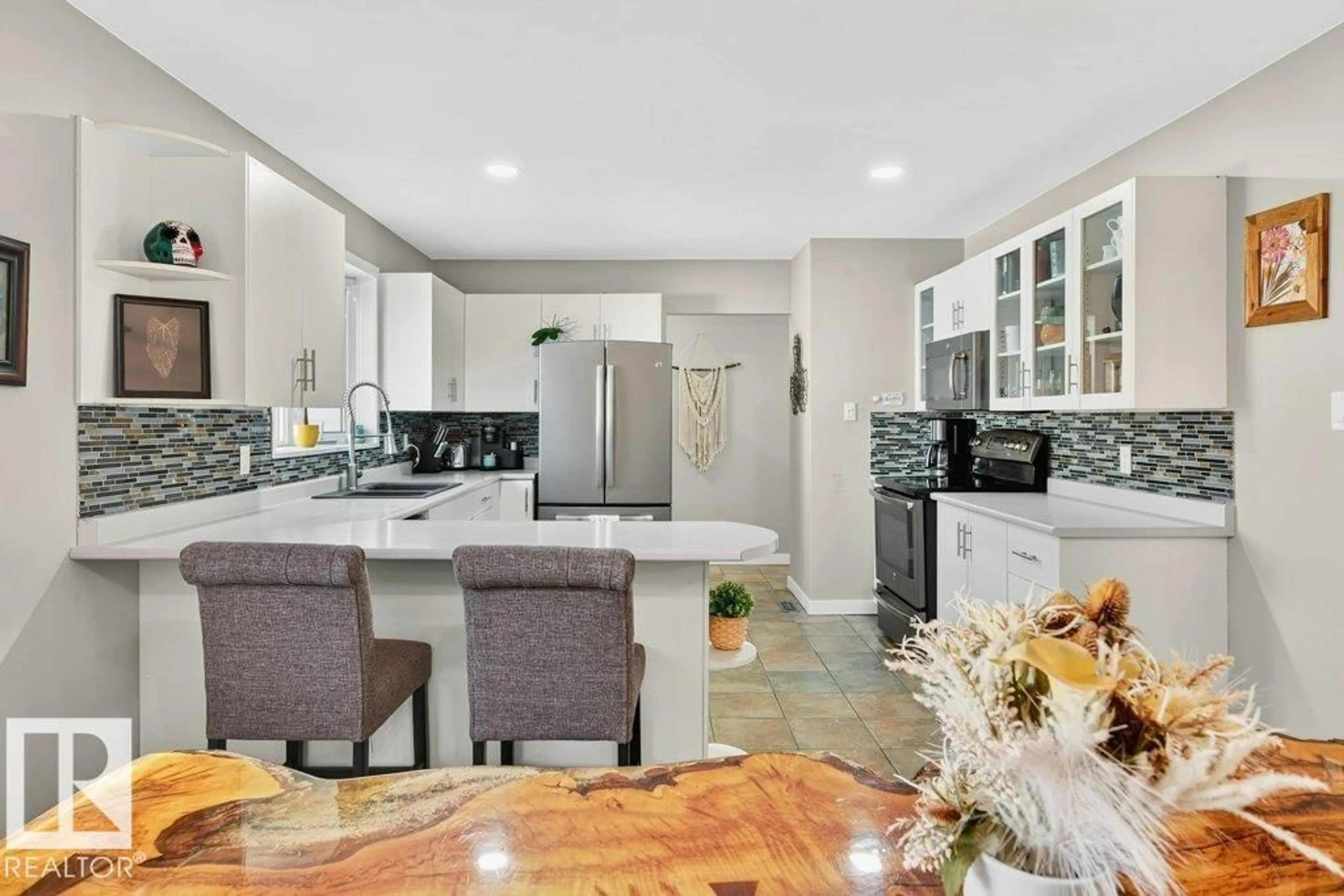 Open concept kitchen, ceramic/tile floor for 17232 76 AV, Edmonton Alberta T5T0A5