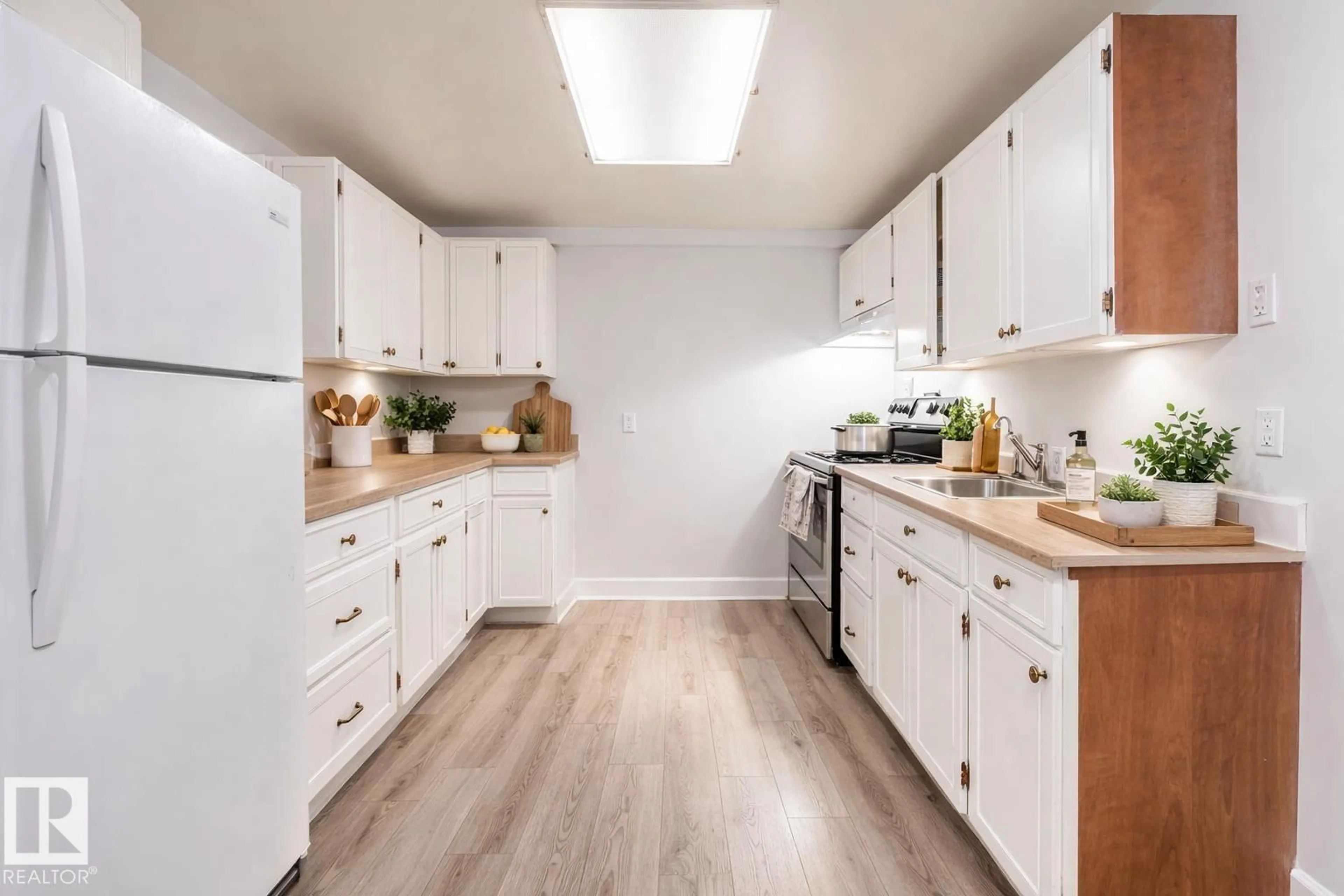 Unknown for 5201 48 AV, Wetaskiwin Alberta T9A0N2