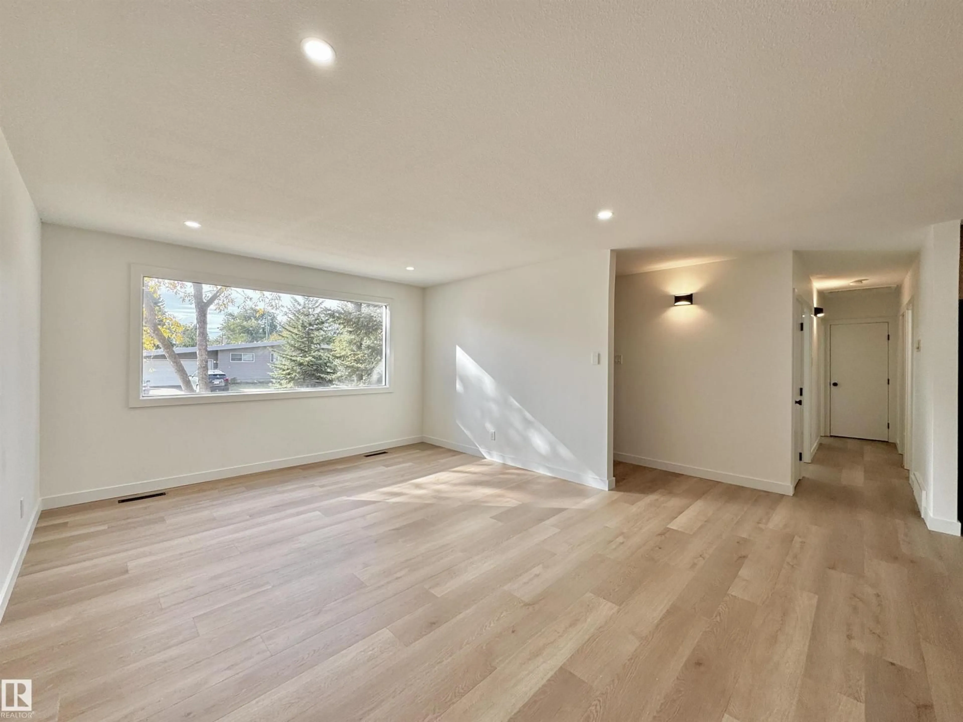 A pic of a room for 12 SYCAMORE ST, Sherwood Park Alberta T8A2B9