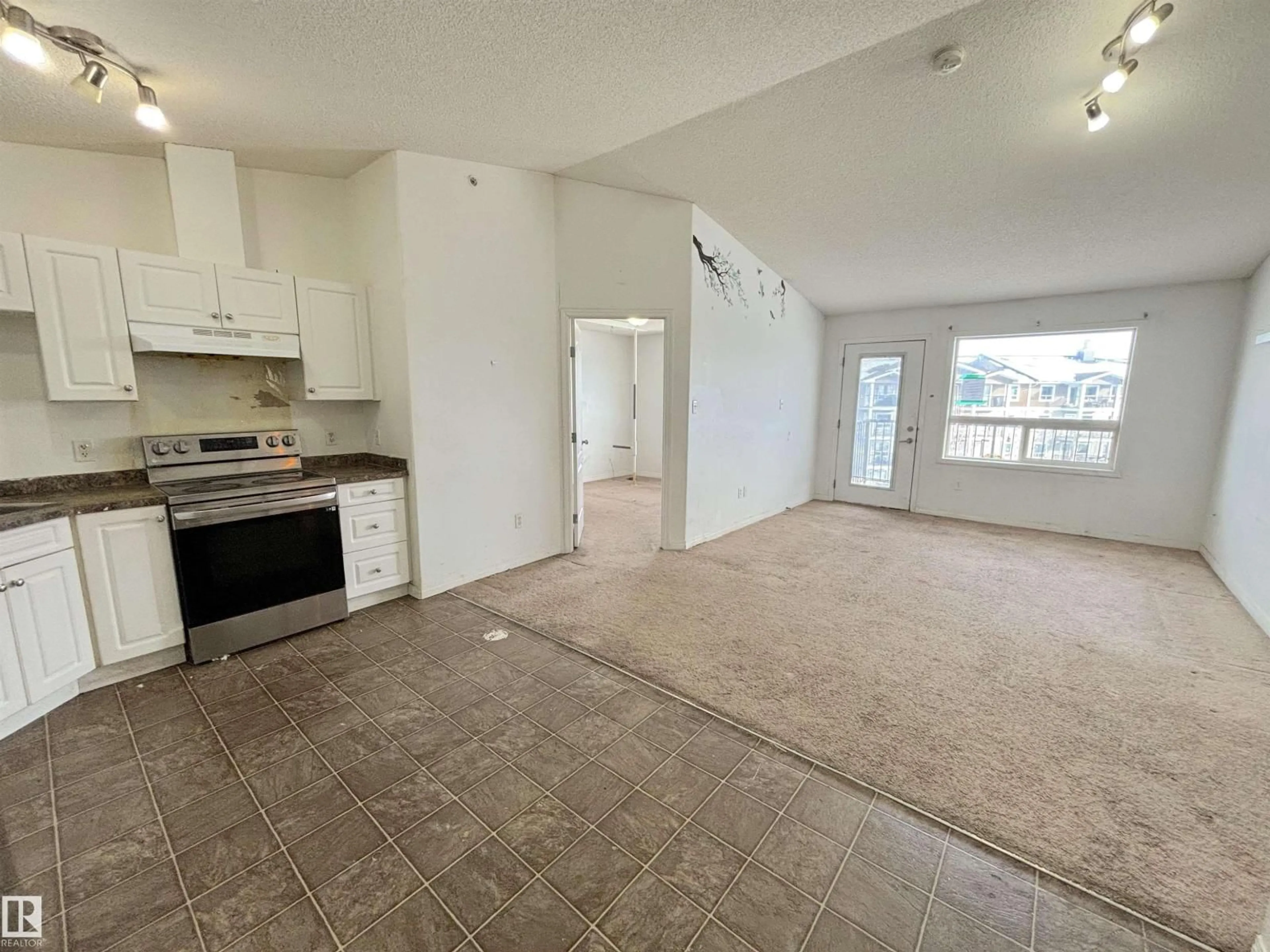 A pic of a room for 1402 - 9363 SIMPSON DR, Edmonton Alberta T6R0N2