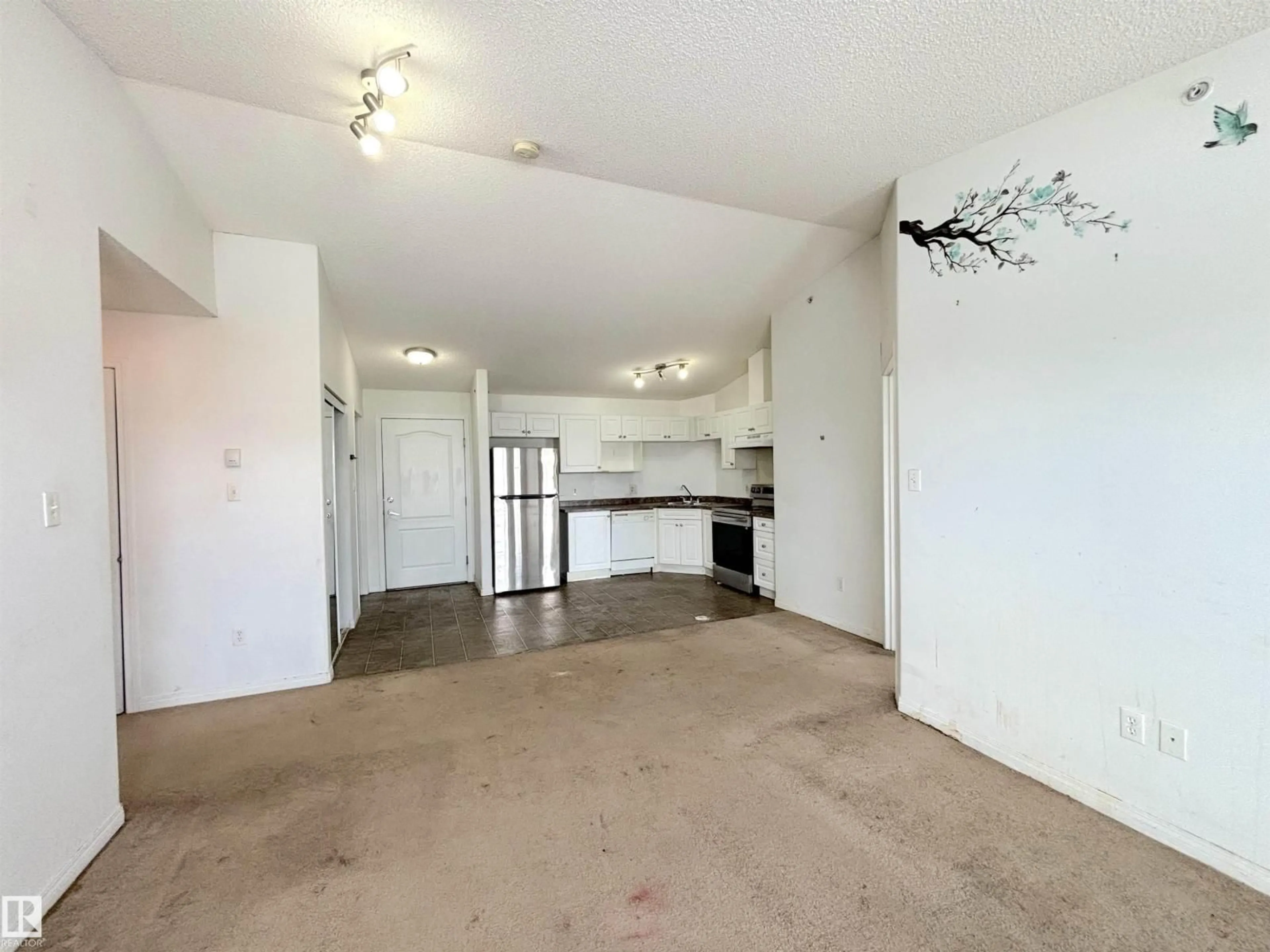 A pic of a room for 1402 - 9363 SIMPSON DR, Edmonton Alberta T6R0N2