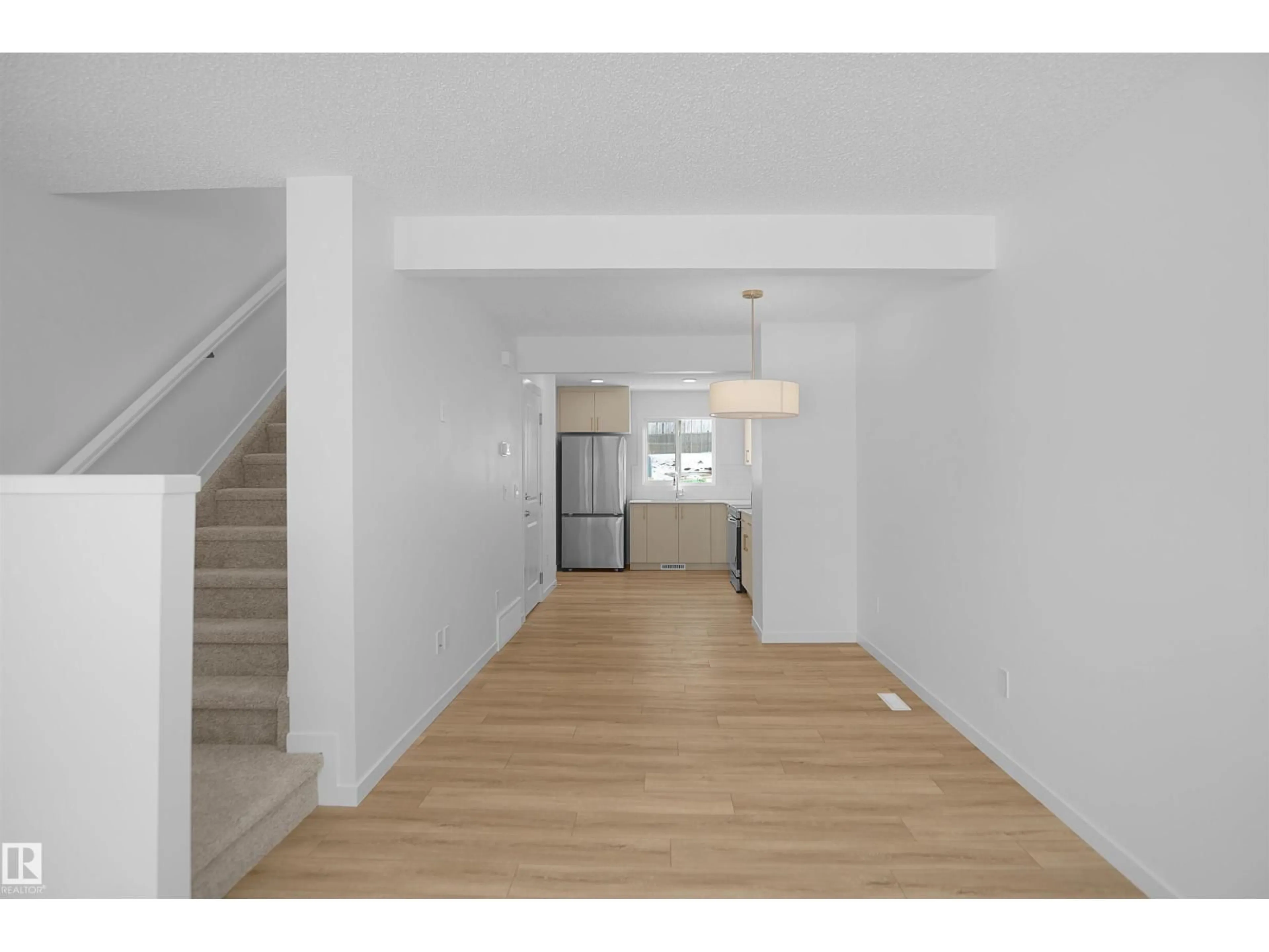 Unknown for 40 - 531 MERLIN LANDING LD, Edmonton Alberta T5Y4B7