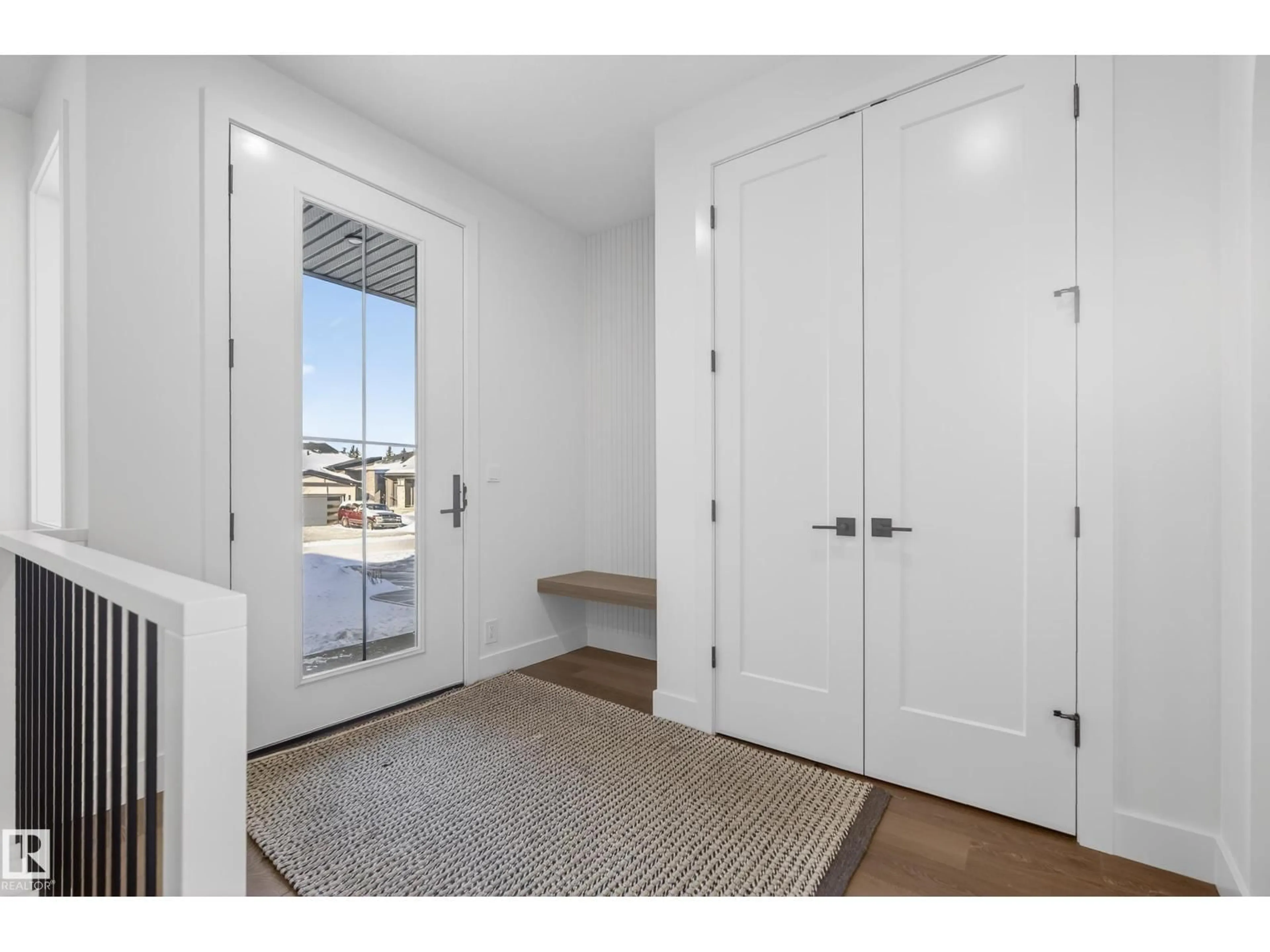 Indoor entryway for 12 NEWBURY CI, Sherwood Park Alberta T8B0E8