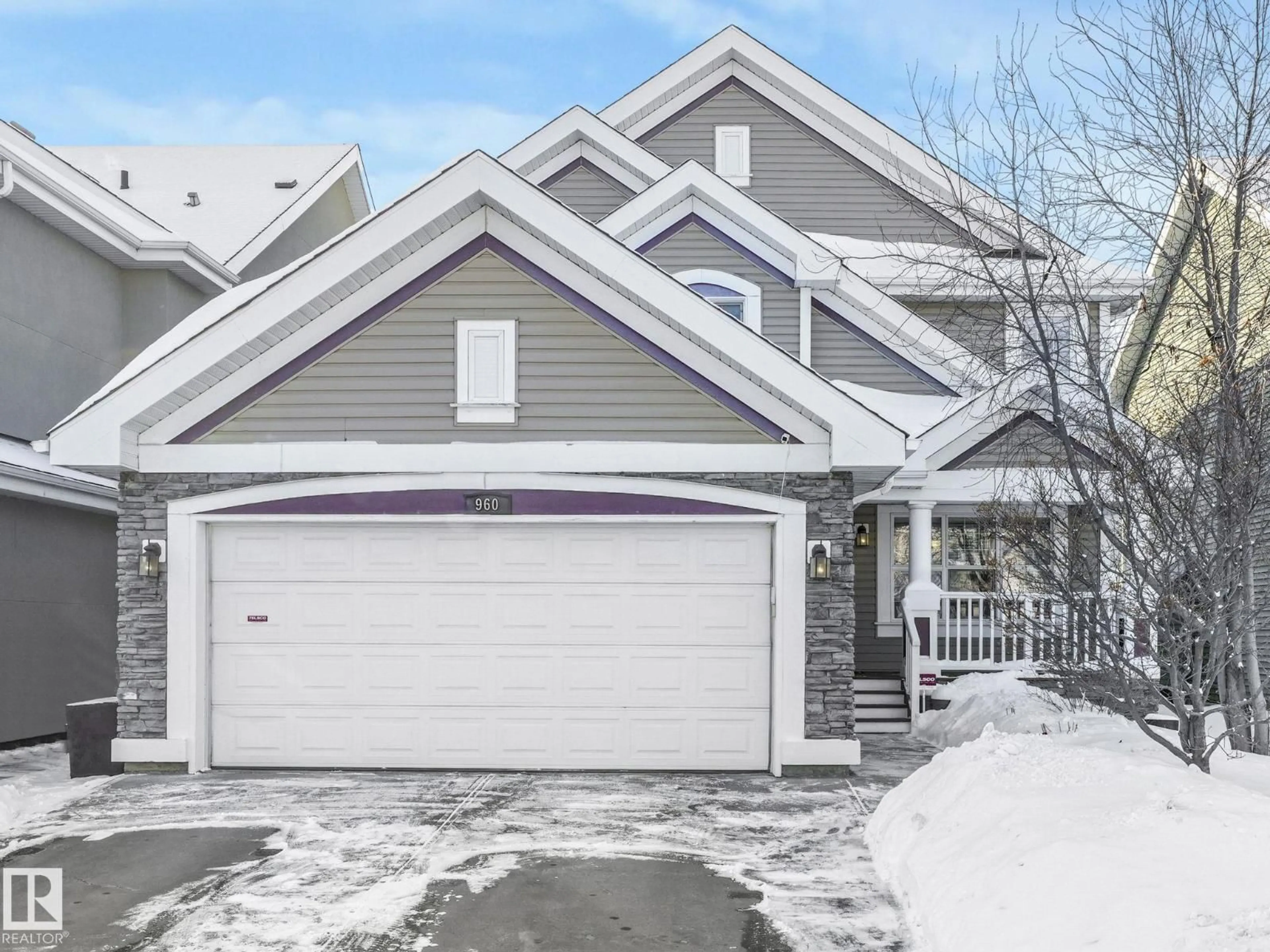 Home with vinyl exterior material, street for 960 SUMMERSIDE LINK, Edmonton Alberta T6X0J9