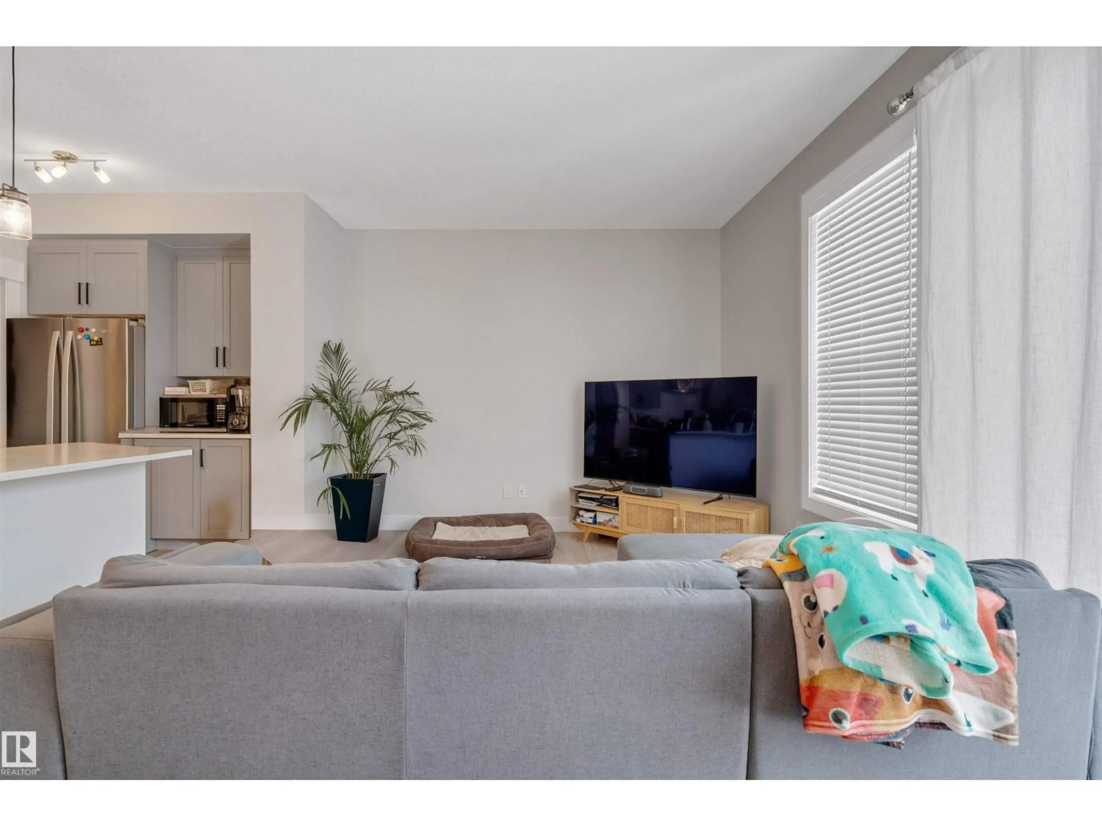 Living room with furniture, unknown for 22916 95 AV, Edmonton Alberta T5T7H6