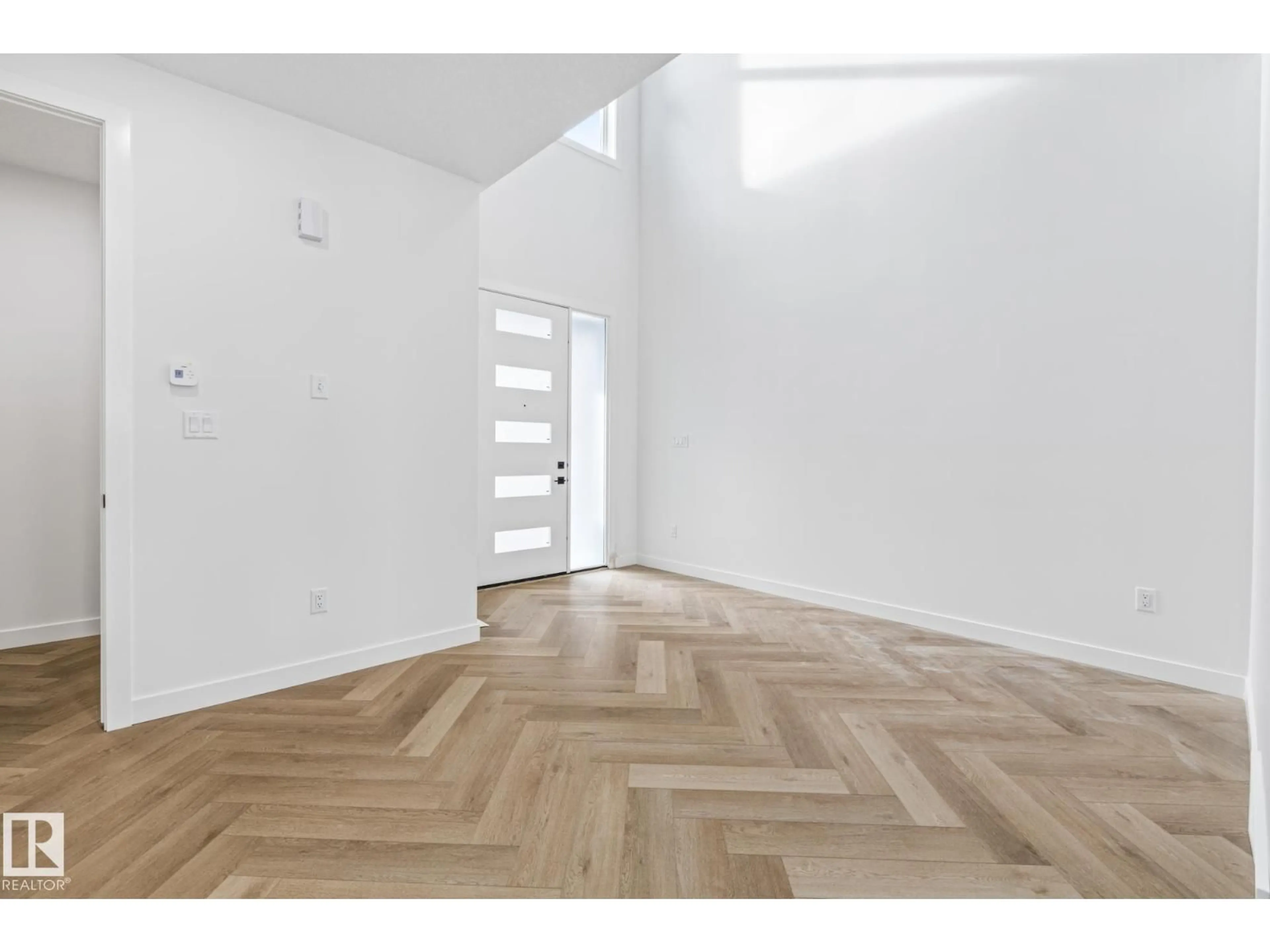 Unknown for 416 PINE PT, Leduc Alberta T9E1S7