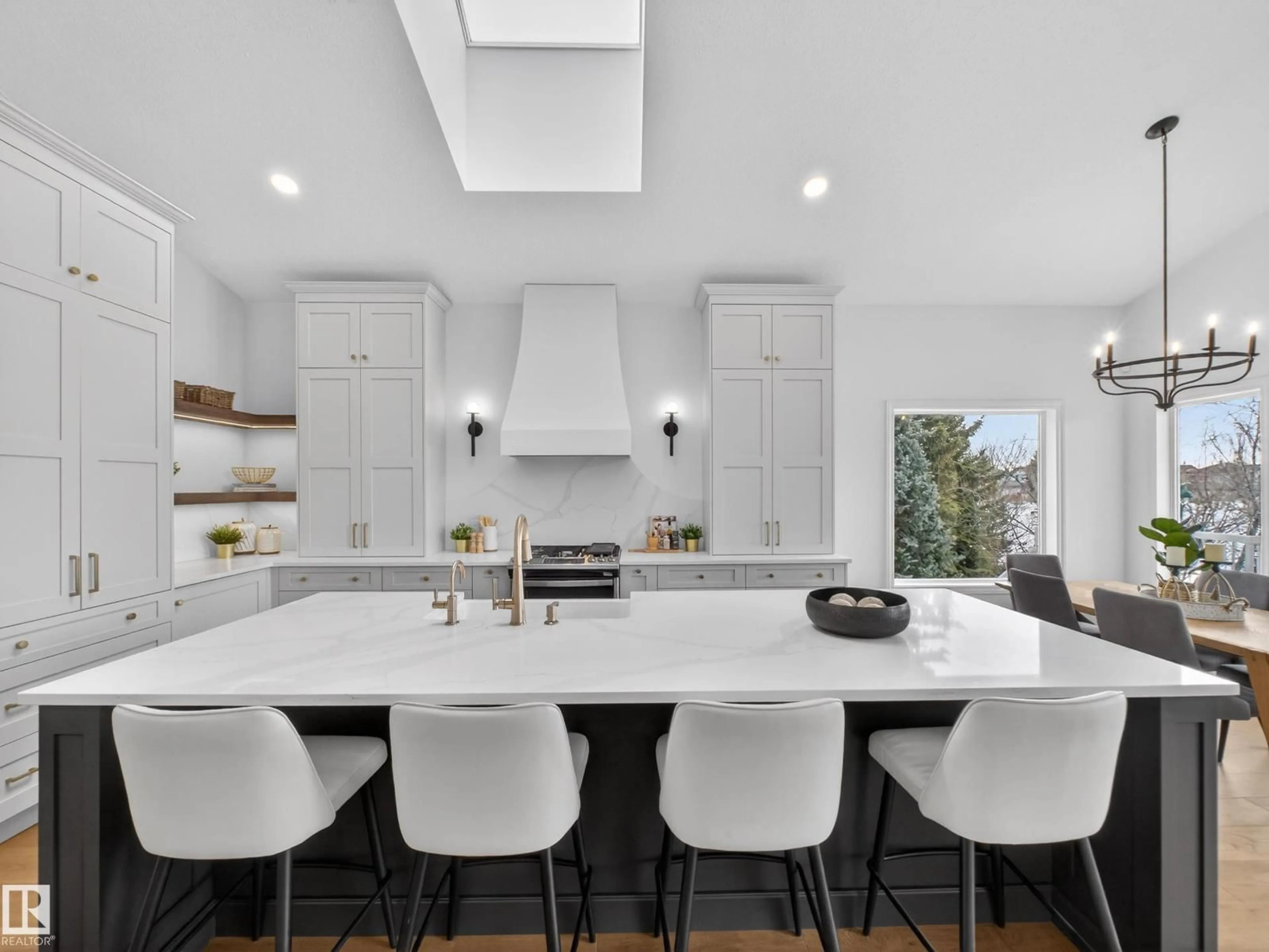 Open concept kitchen, ceramic/tile floor for 614 HUNTERS CL, Edmonton Alberta T6R2W2